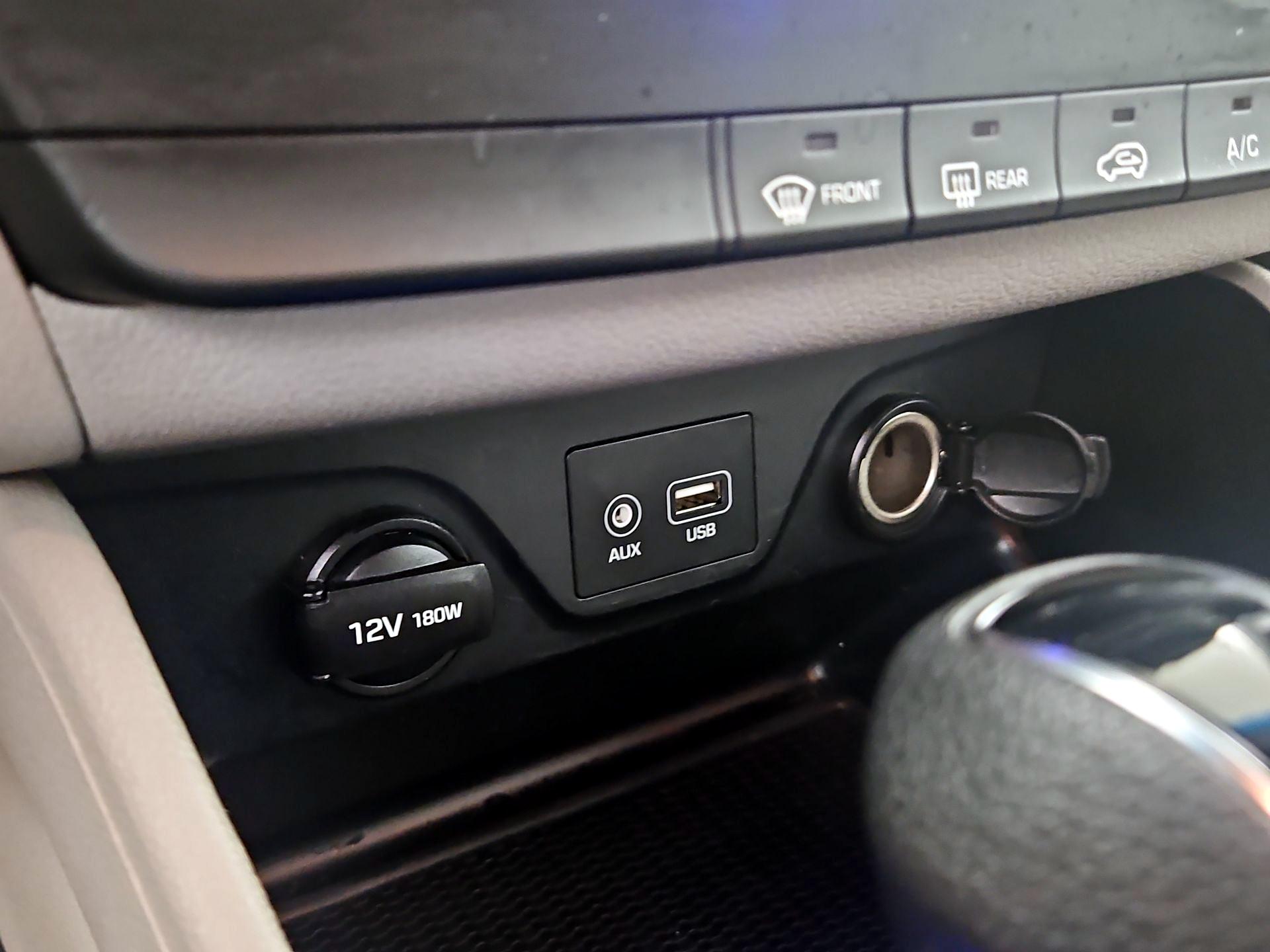 Thumbnail: 2019 Hyundai Tucson - 18