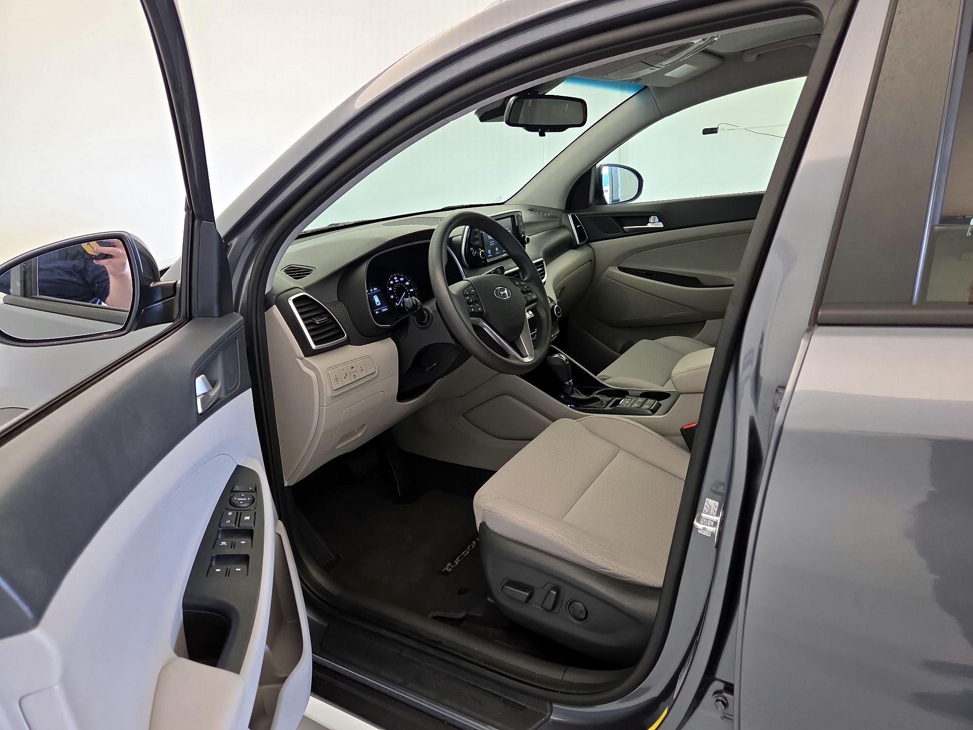 Thumbnail: 2019 Hyundai Tucson - 11