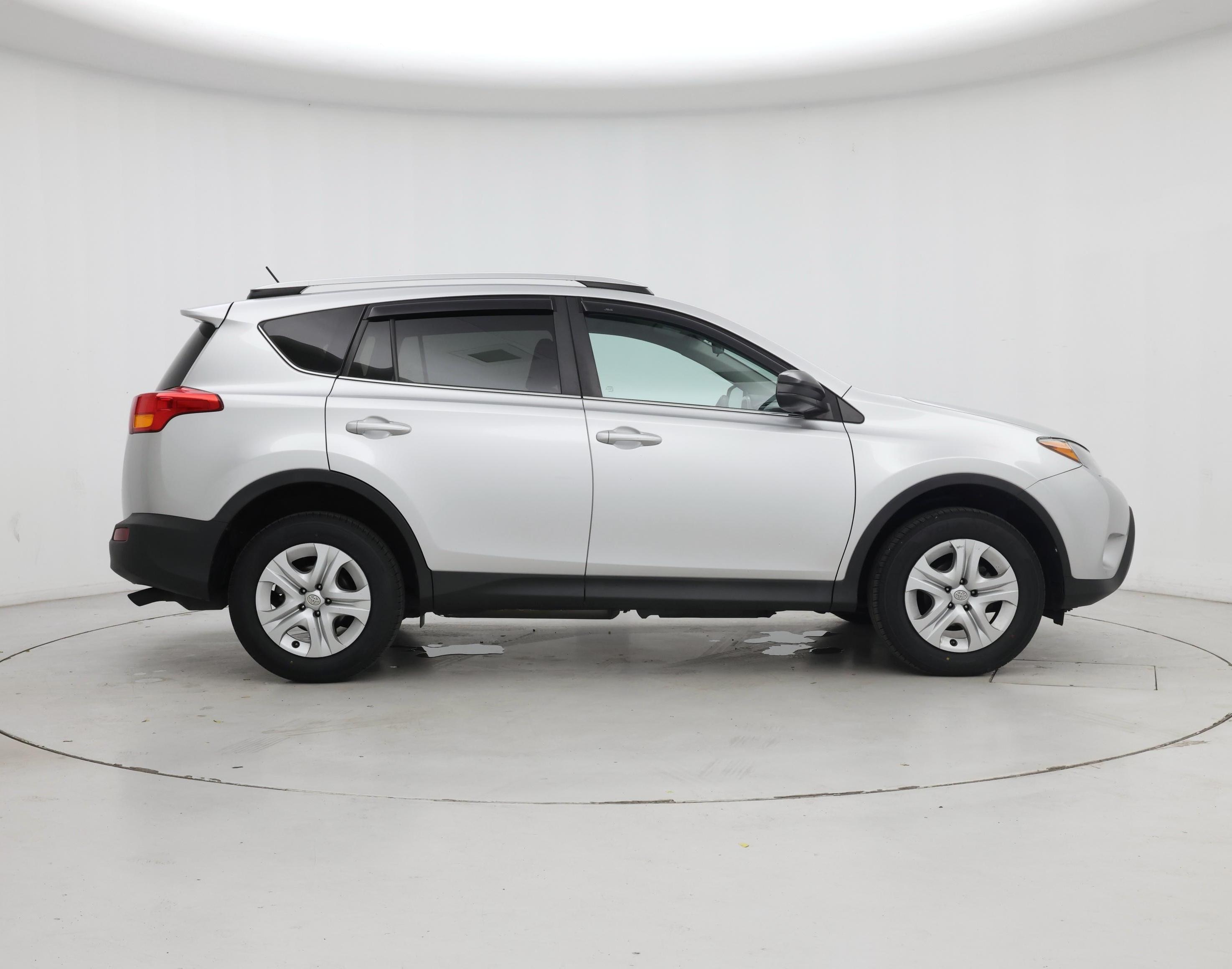 Thumbnail: 2015 Toyota RAV4 - 7