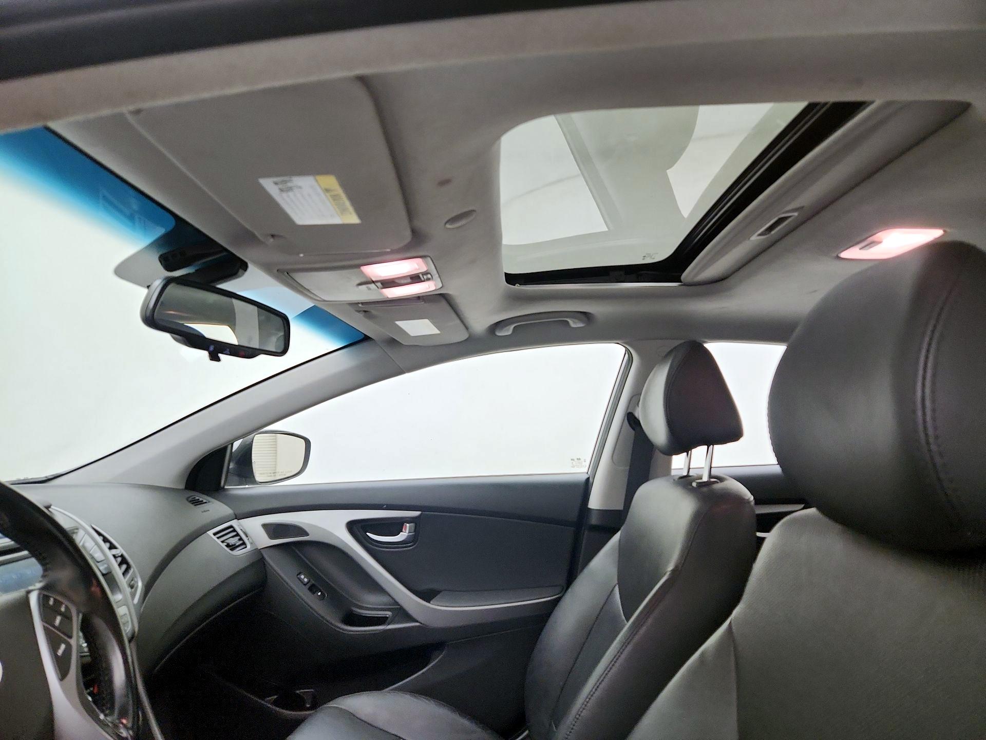 Thumbnail: 2015 Hyundai Elantra - 20