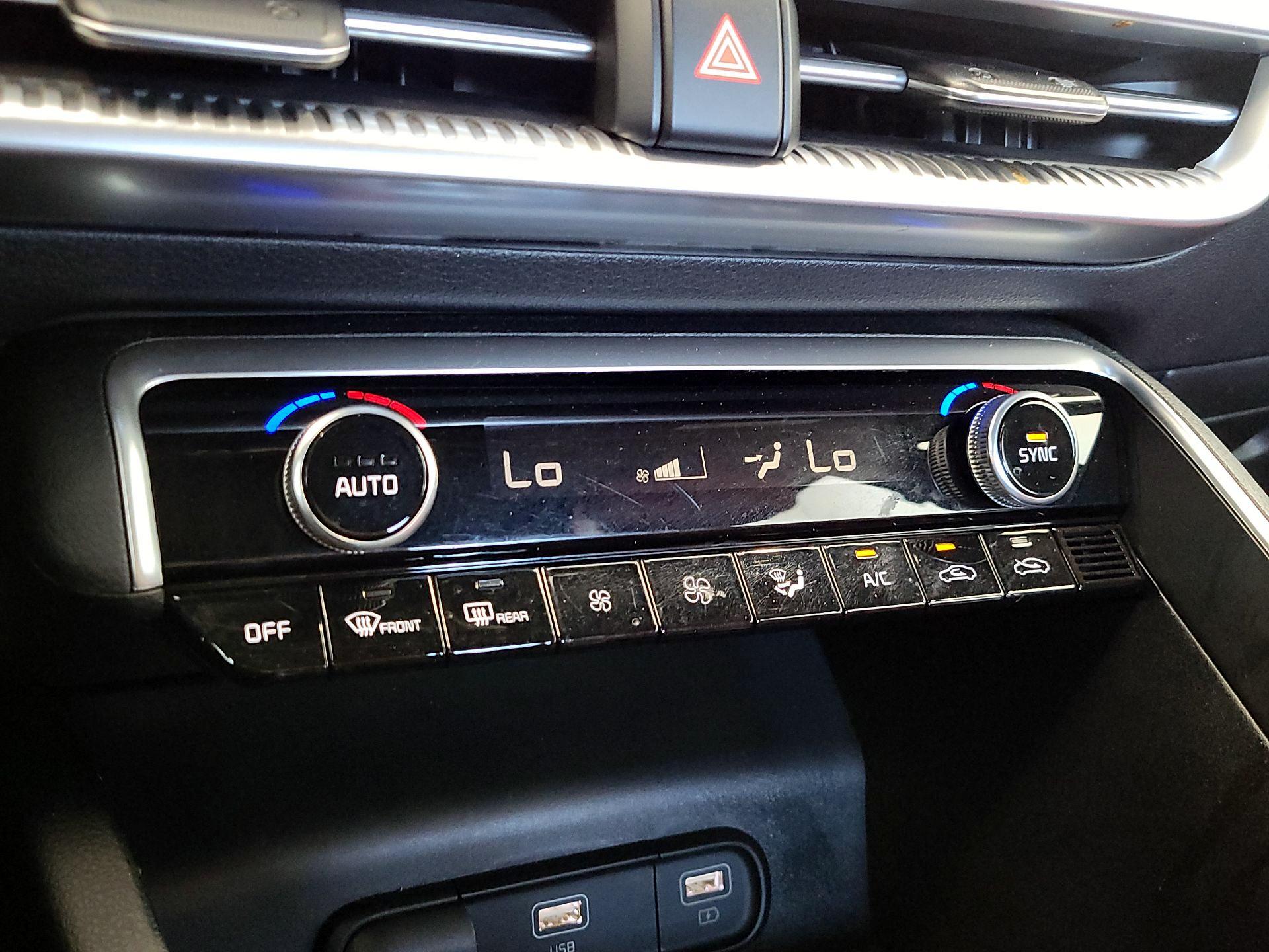Thumbnail: 2021 Kia K5 - 17