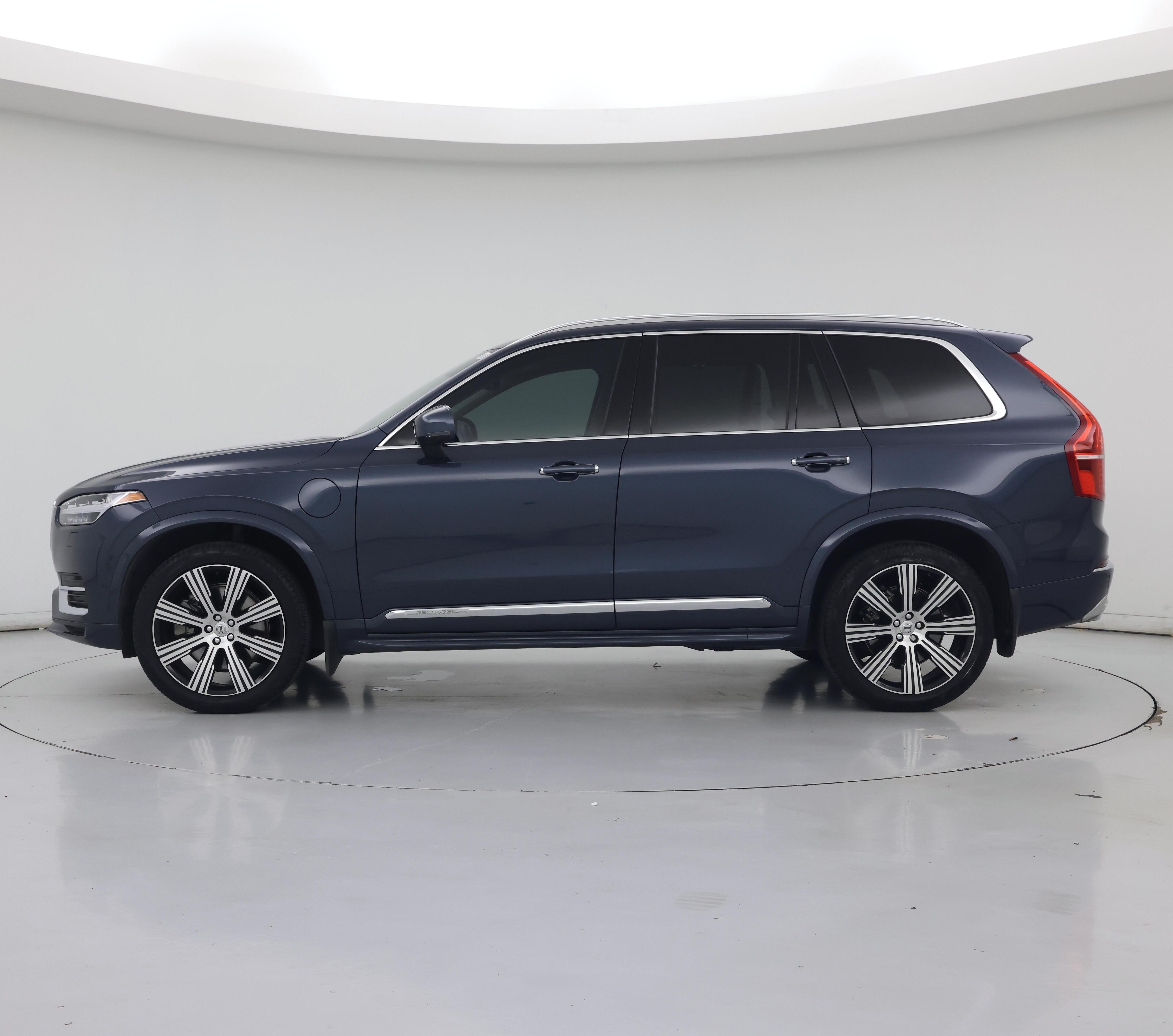 Thumbnail: 2021 Volvo XC90 - 3