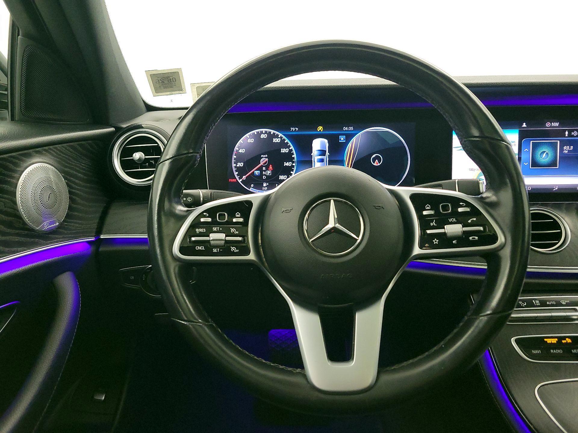 Thumbnail: 2020 Mercedes-Benz E-Class - 10