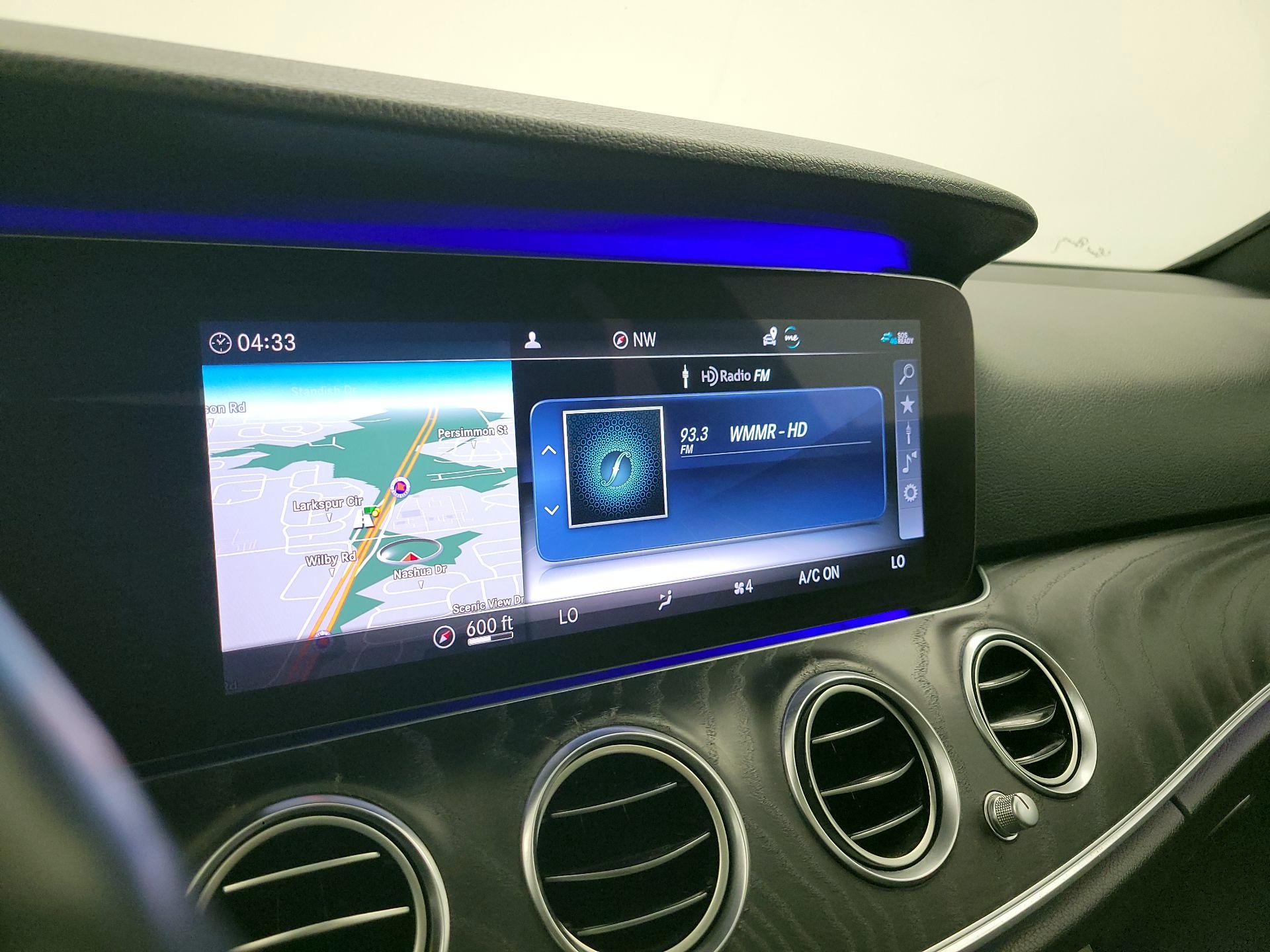Thumbnail: 2020 Mercedes-Benz E-Class - 16