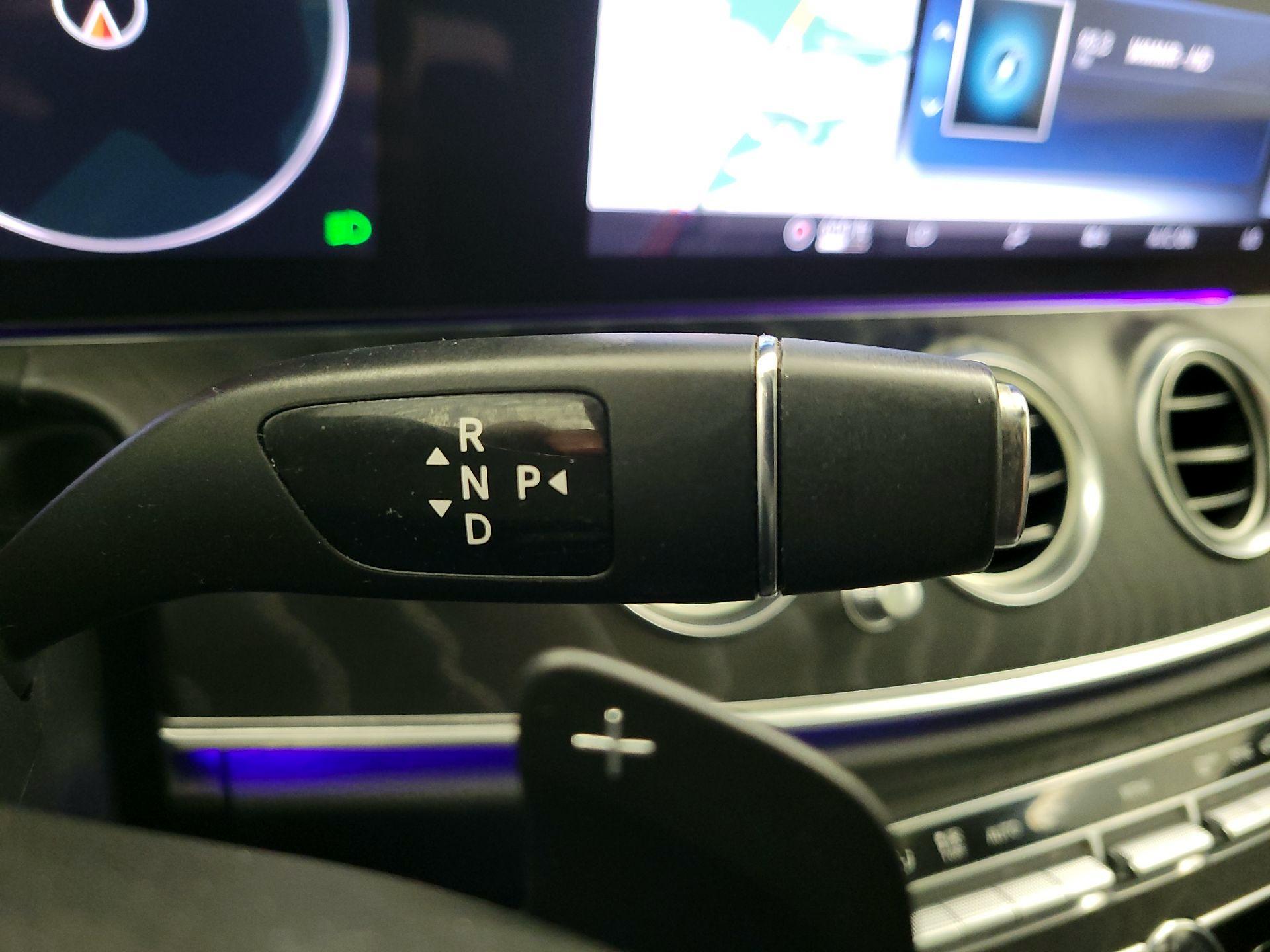 Thumbnail: 2020 Mercedes-Benz E-Class - 18