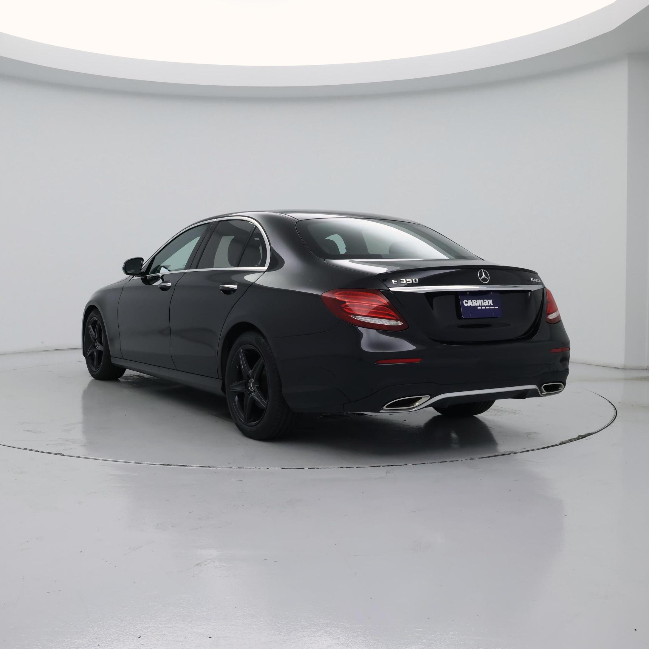 Thumbnail: 2020 Mercedes-Benz E-Class - 2