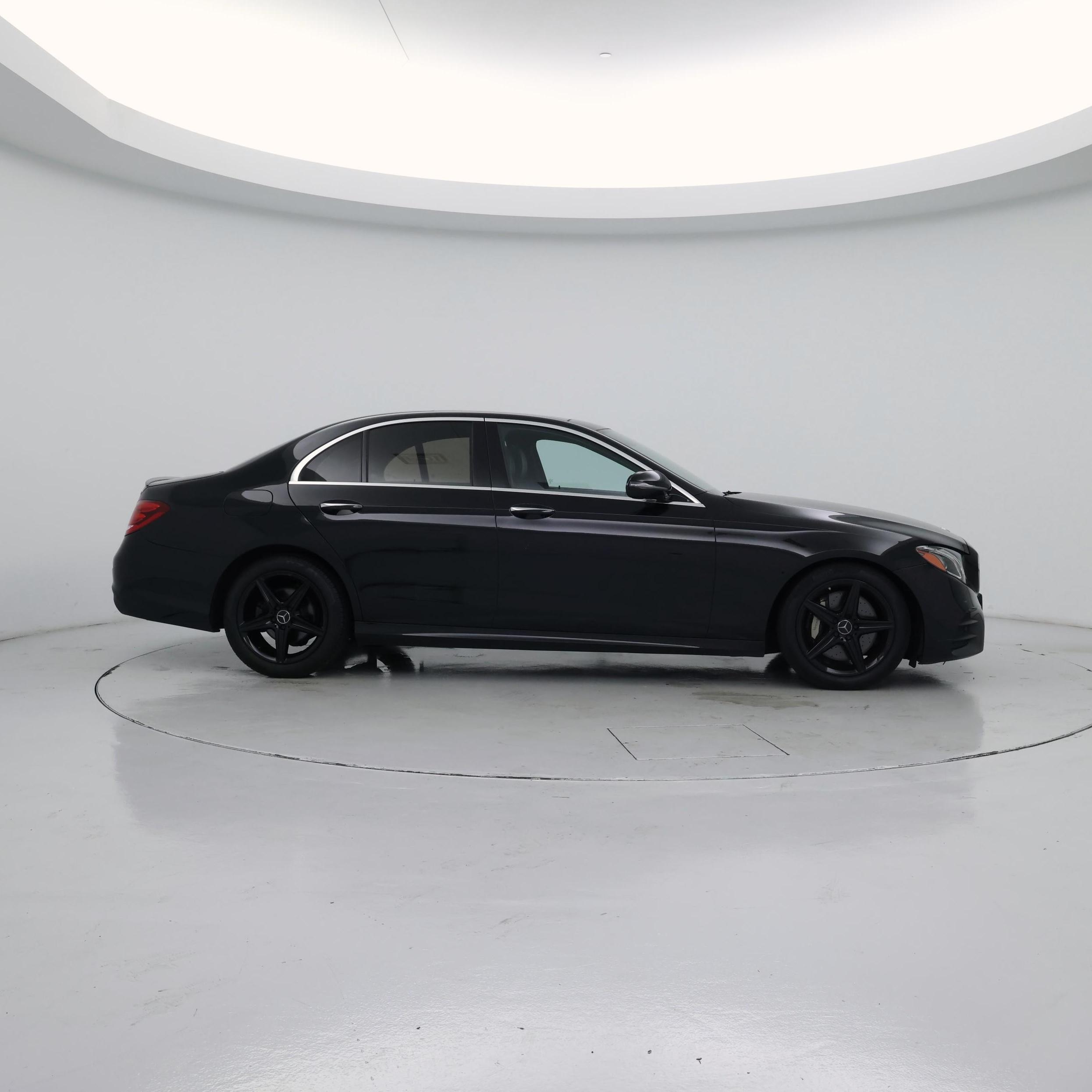 Thumbnail: 2020 Mercedes-Benz E-Class - 7