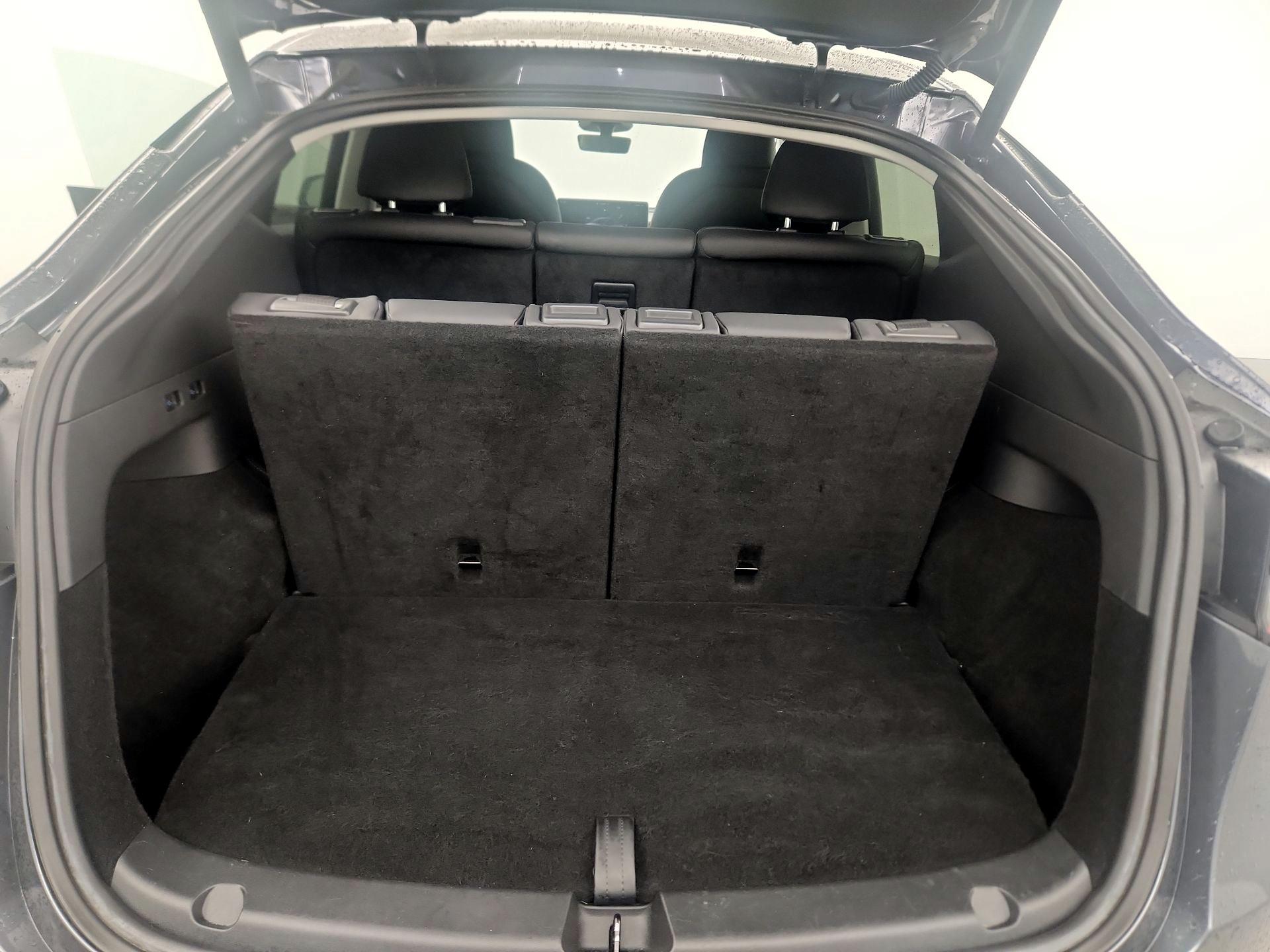 Thumbnail: 2023 Tesla Model Y - 20