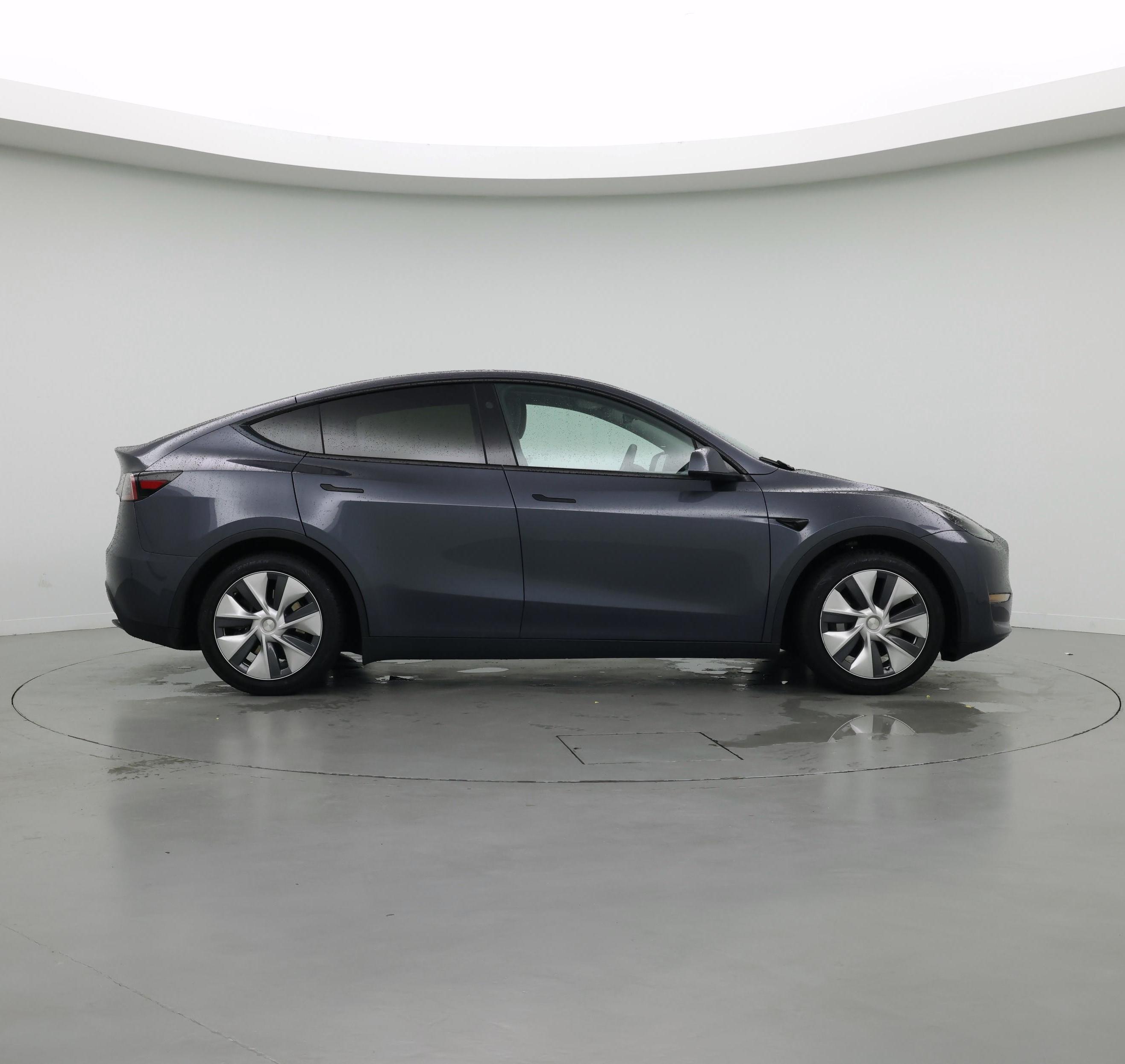 Thumbnail: 2023 Tesla Model Y - 7