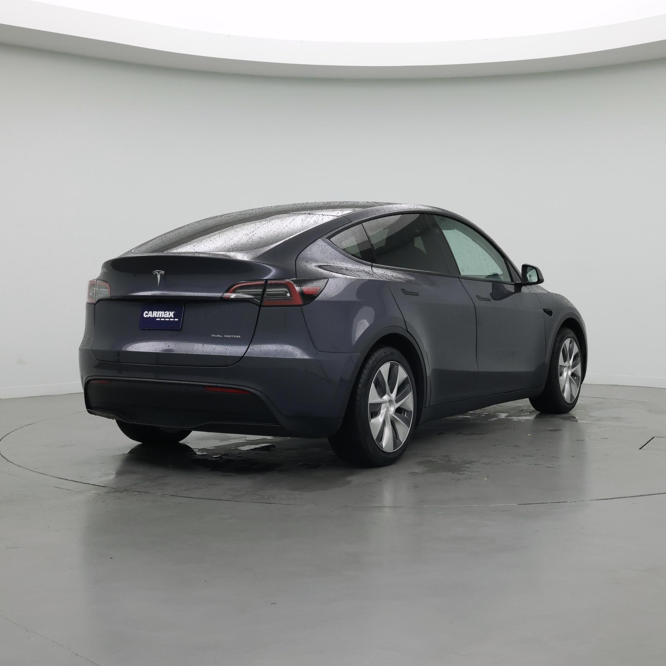 Thumbnail: 2023 Tesla Model Y - 8