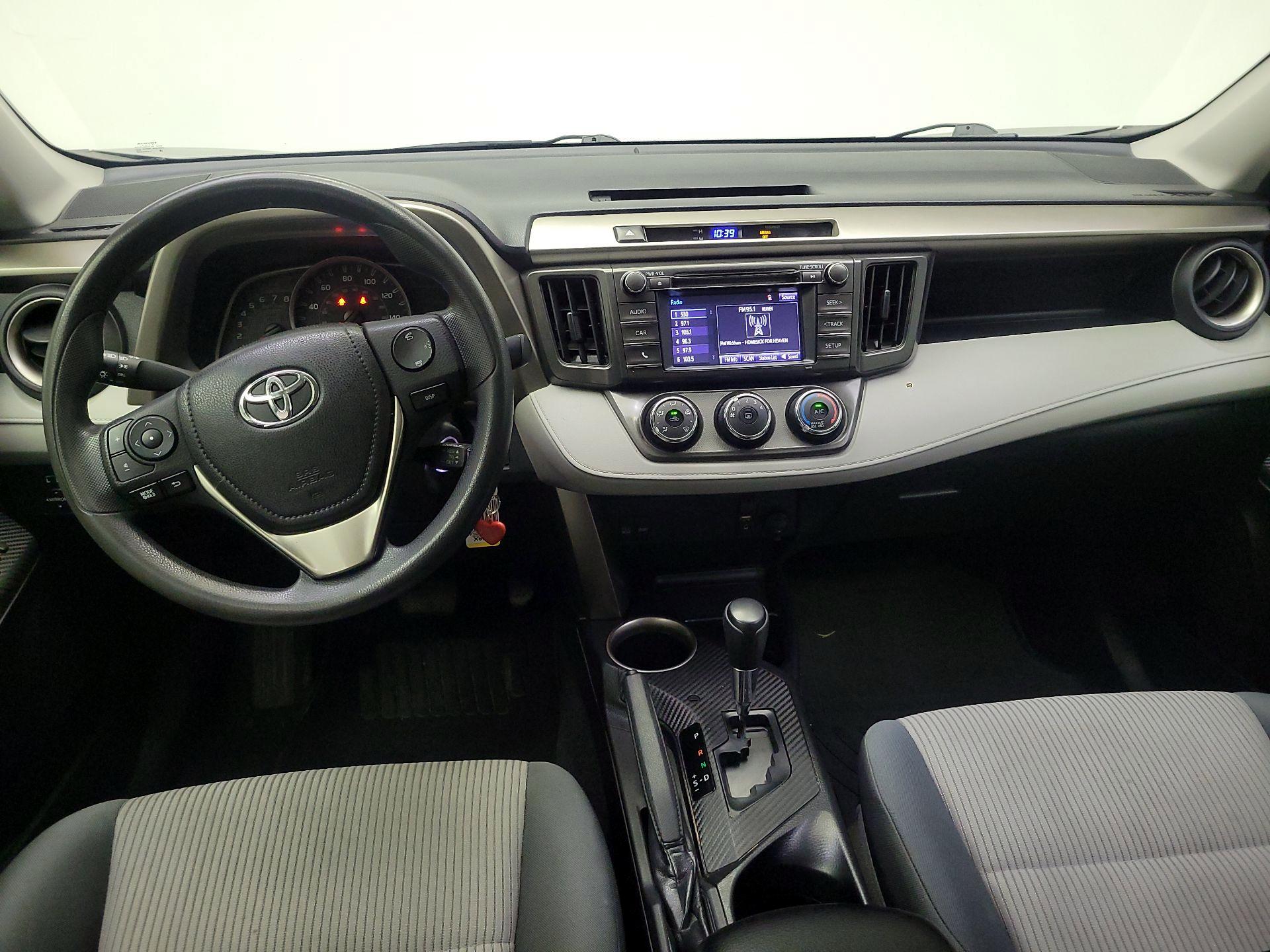 Thumbnail: 2015 Toyota RAV4 - 9
