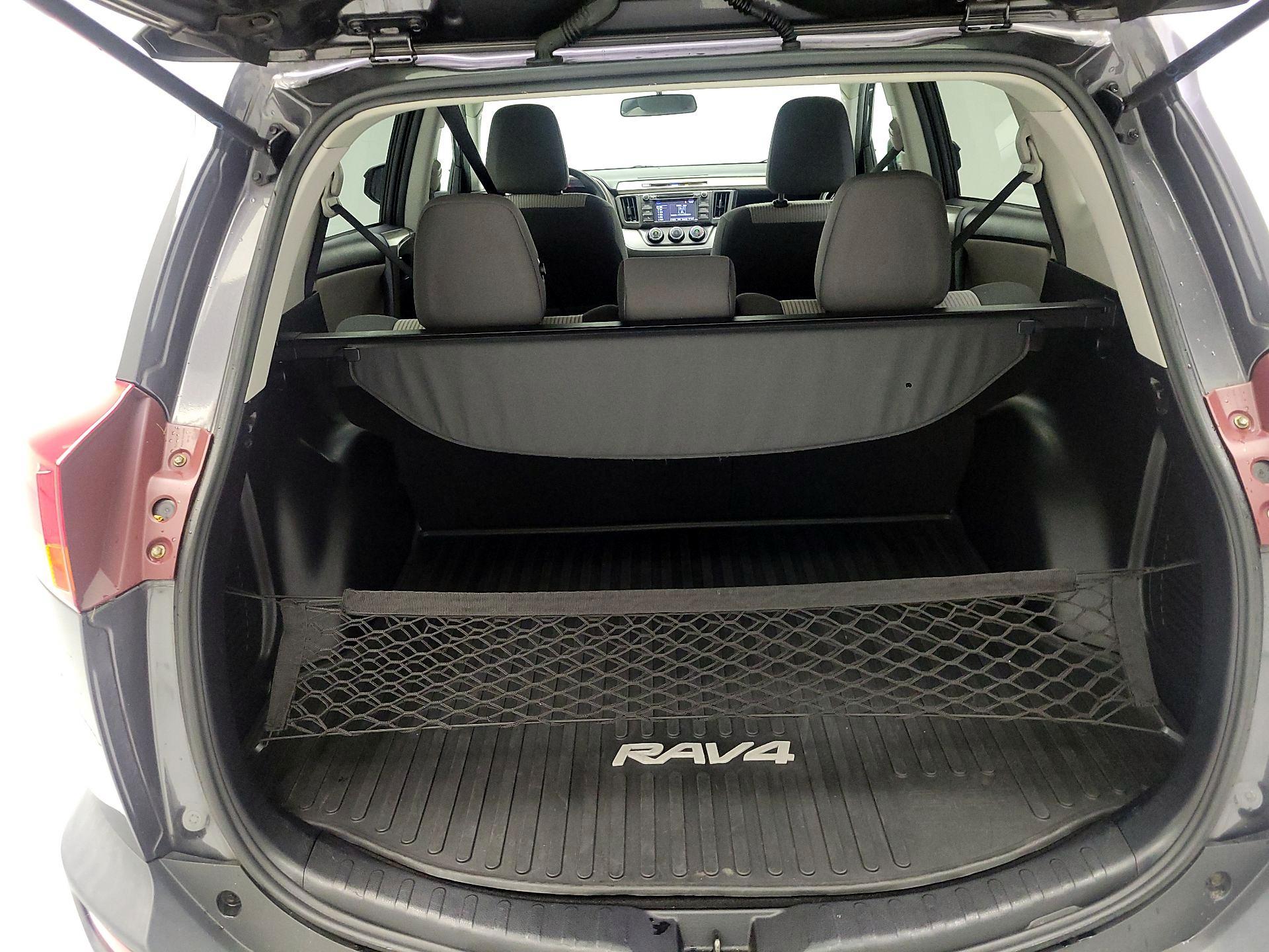 Thumbnail: 2015 Toyota RAV4 - 20