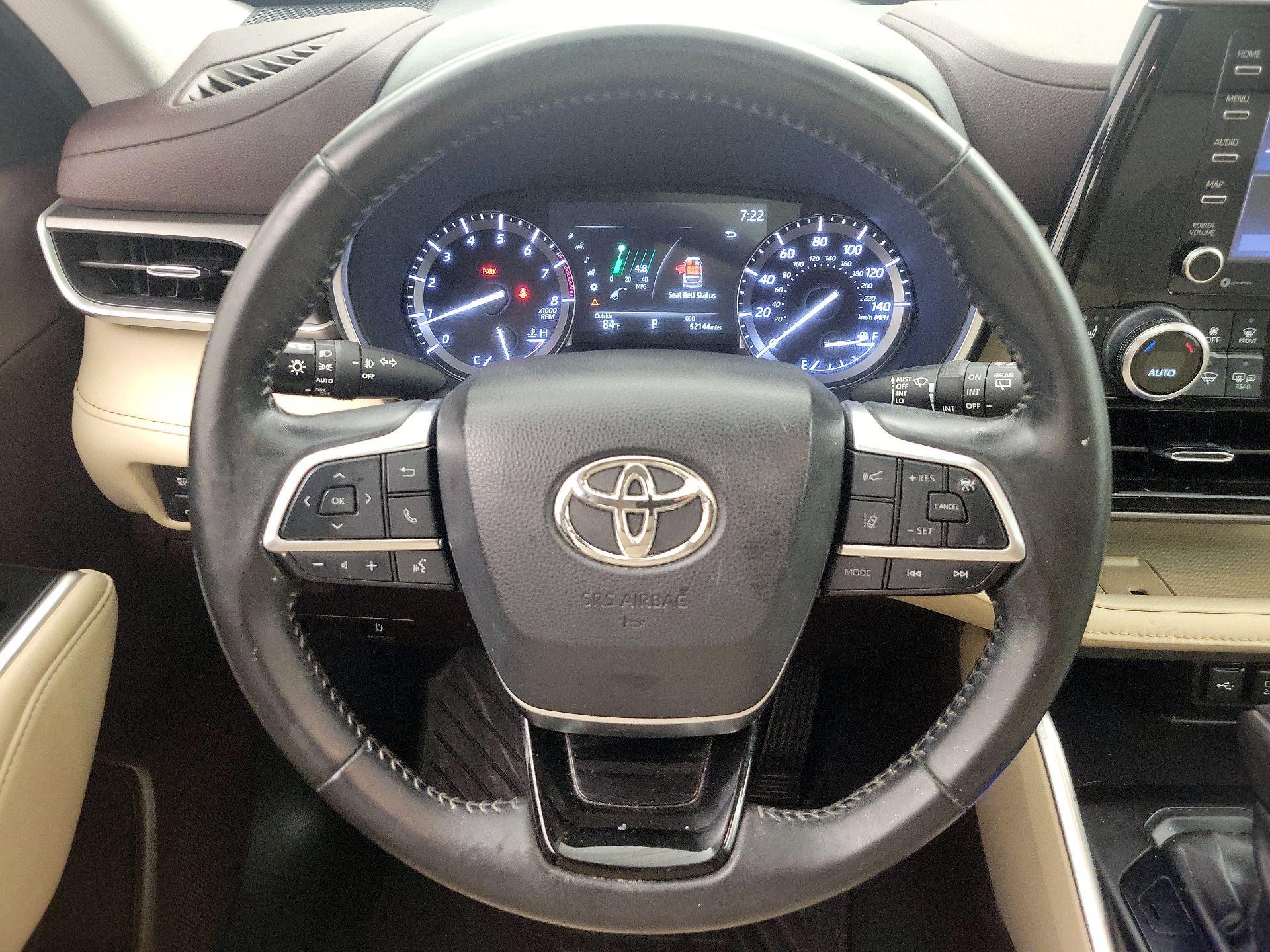 Thumbnail: 2021 Toyota Highlander - 10