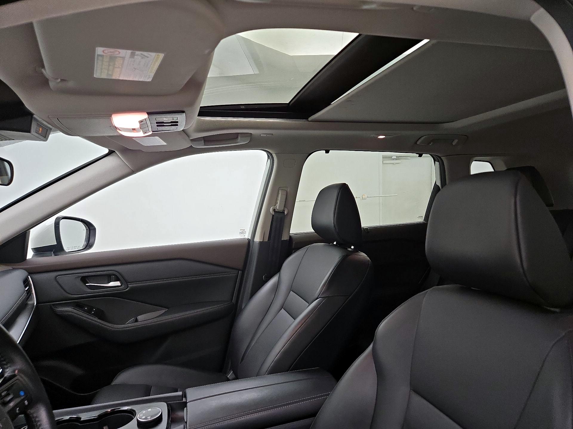Thumbnail: 2023 Nissan Rogue - 18