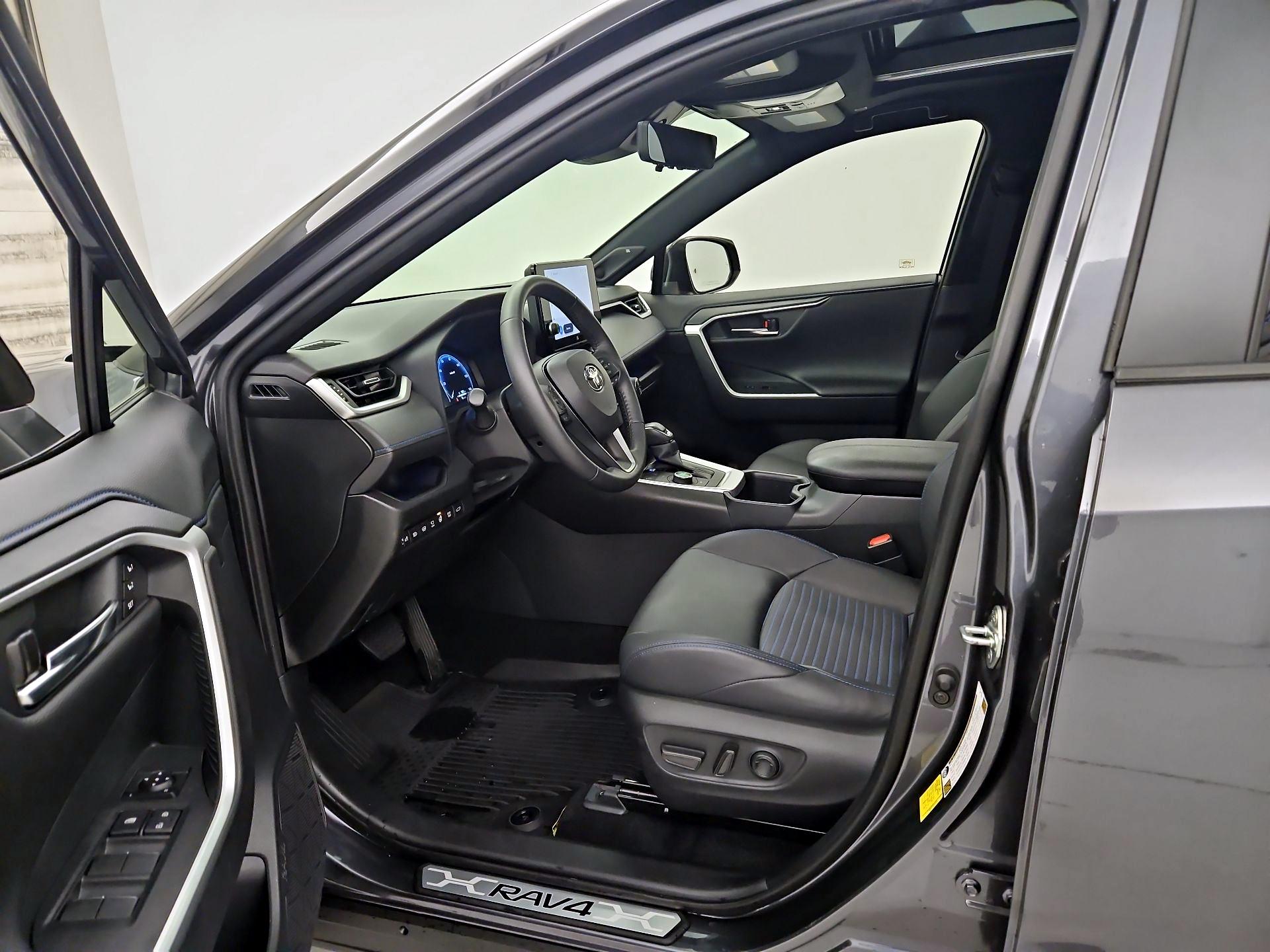 Thumbnail: 2023 Toyota RAV4 - 11