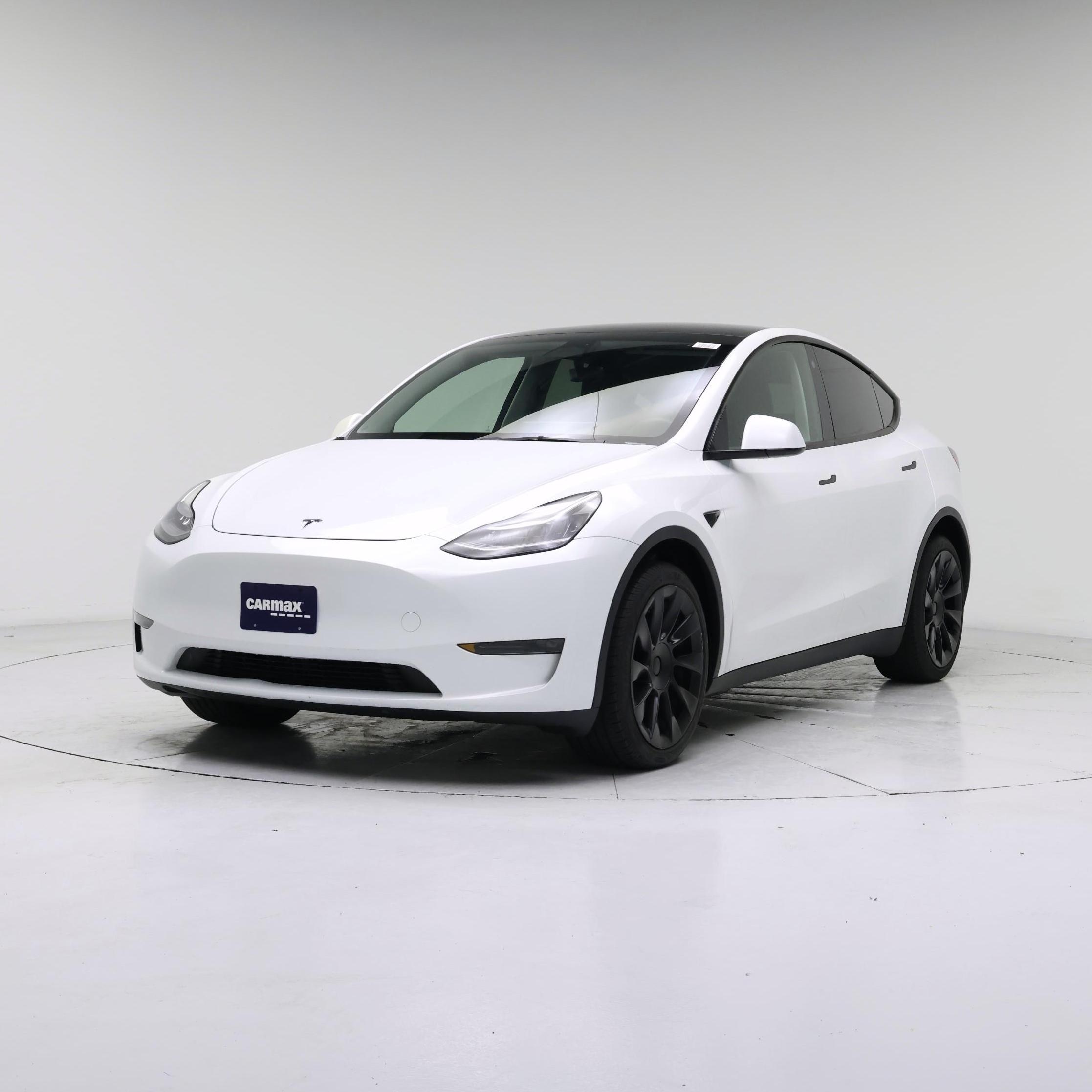 Thumbnail: 2023 Tesla Model Y - 4
