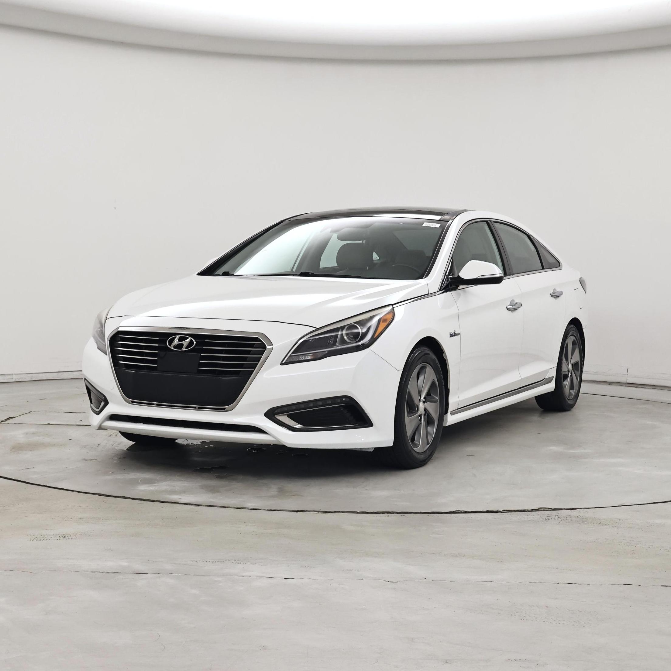 Thumbnail: 2016 Hyundai Sonata - 4
