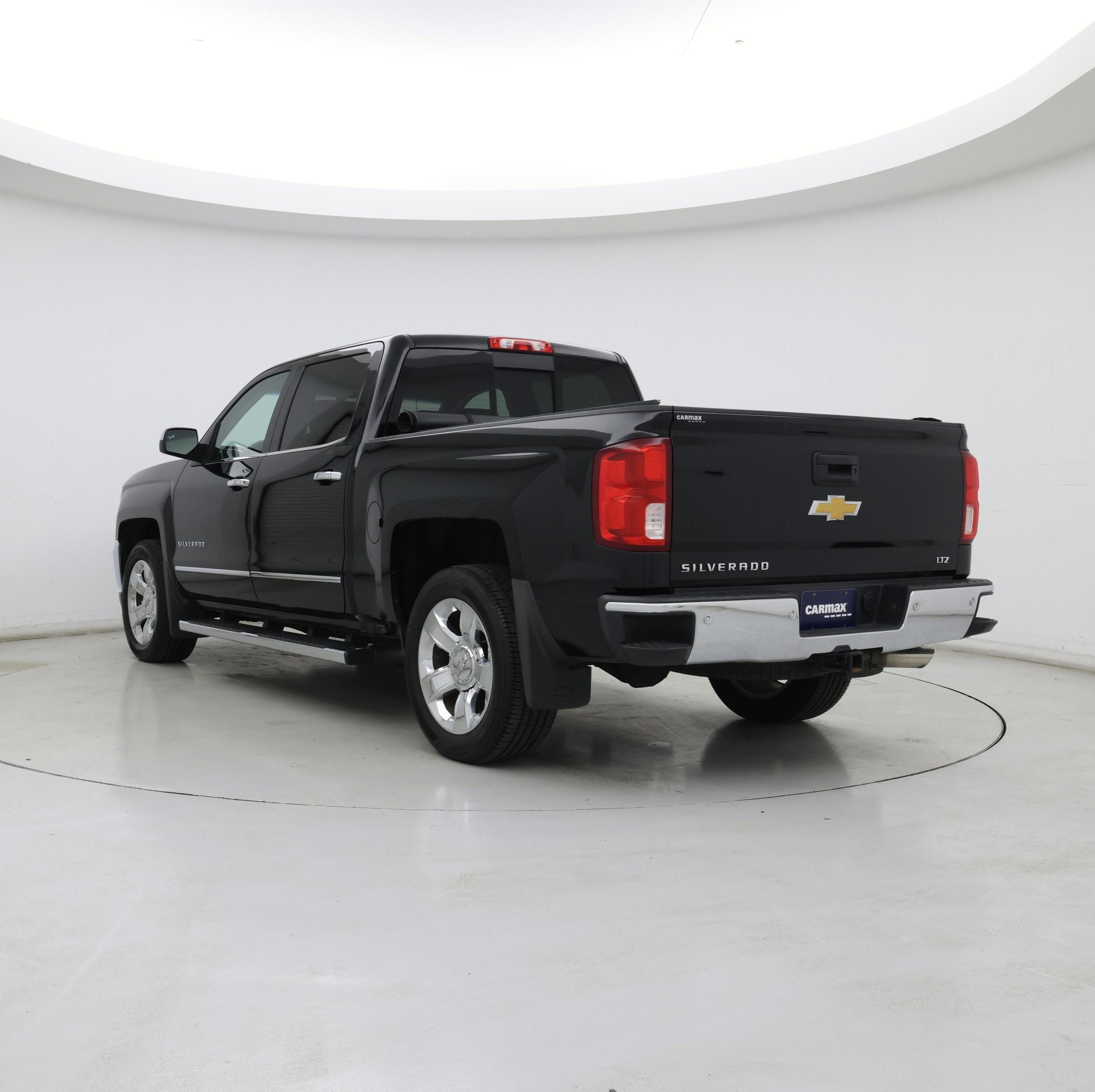 Thumbnail: 2017 Chevrolet Silverado 1500 - 2