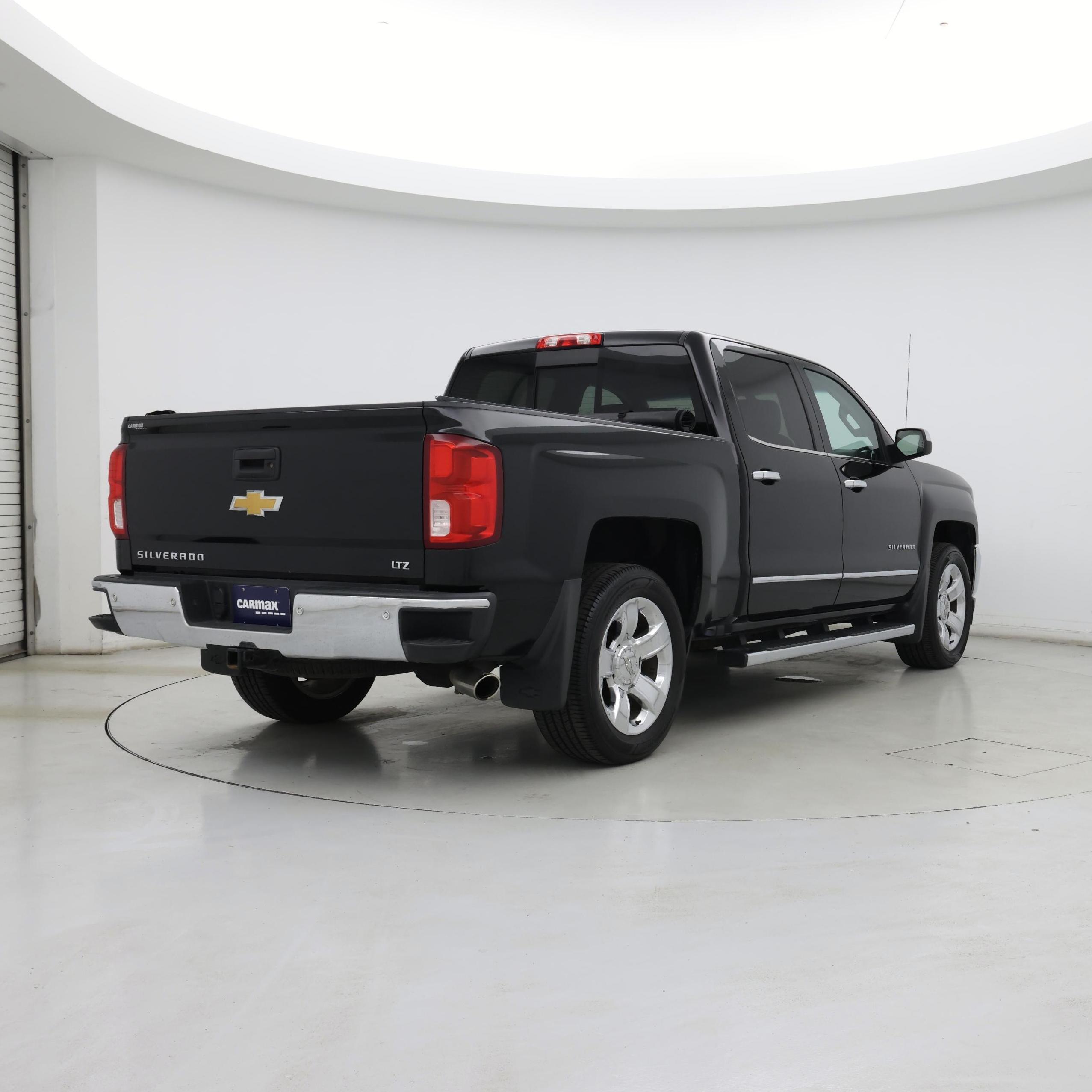 Thumbnail: 2017 Chevrolet Silverado 1500 - 8