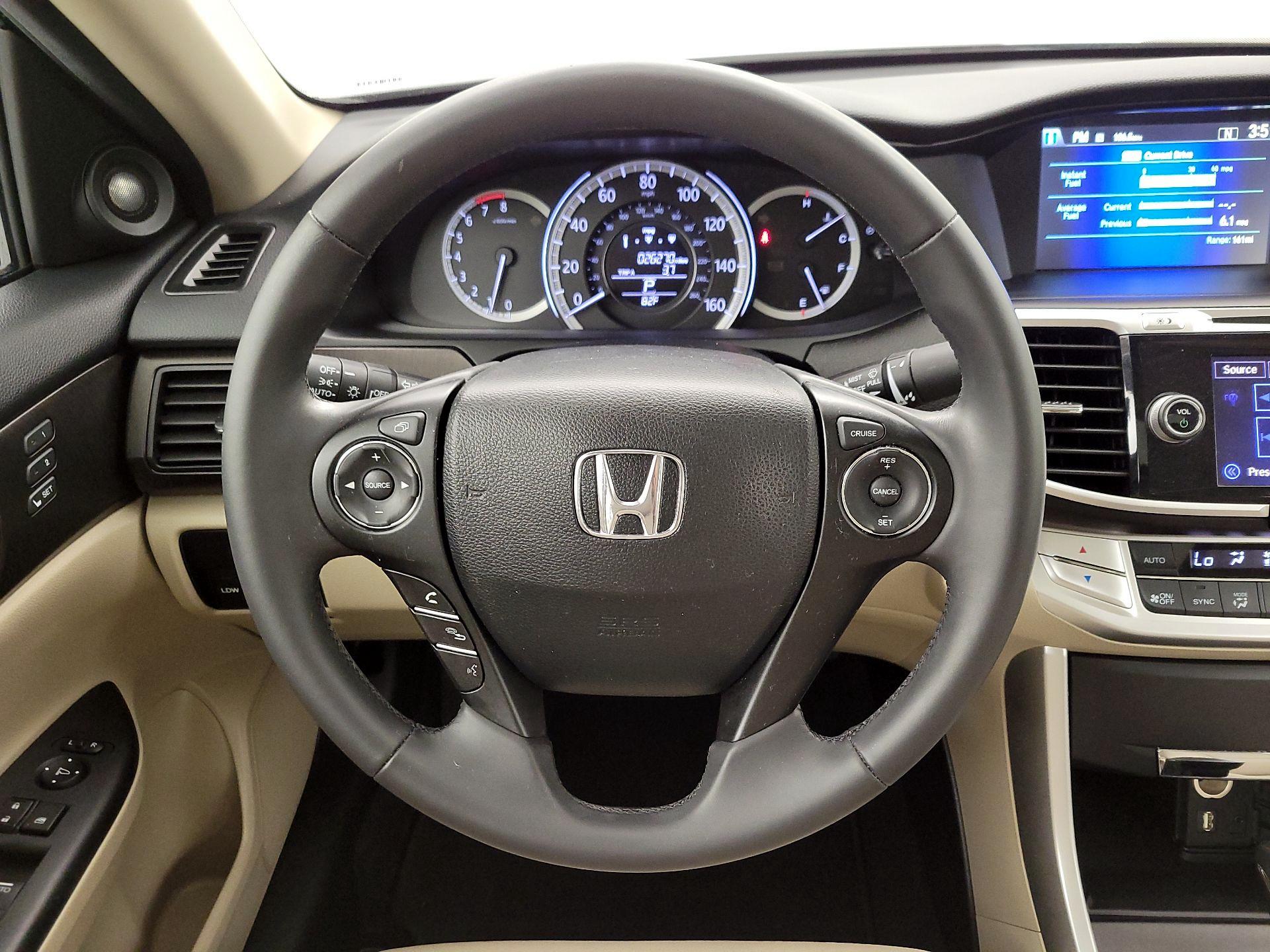Thumbnail: 2015 Honda Accord - 10