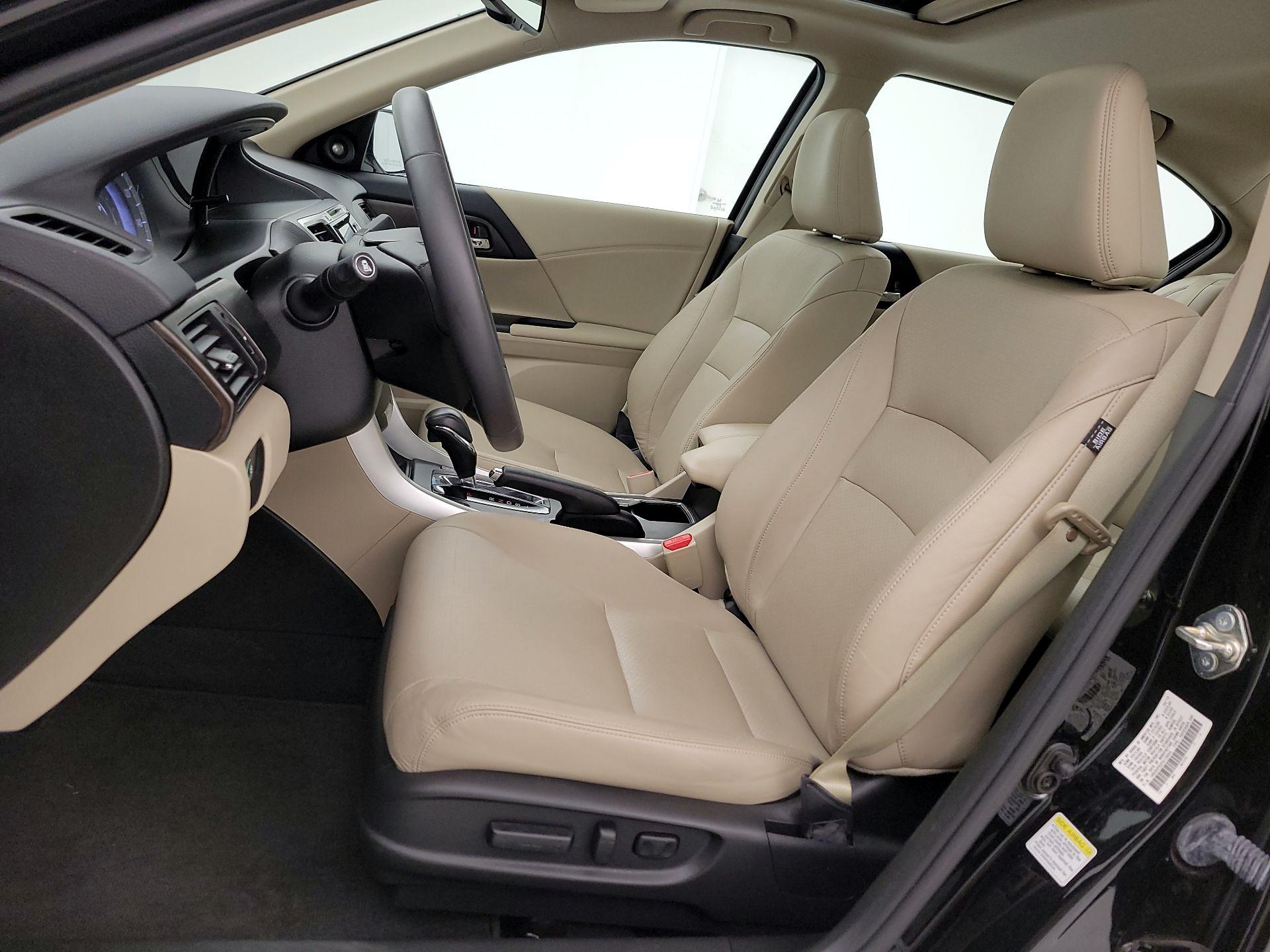 Thumbnail: 2015 Honda Accord - 11