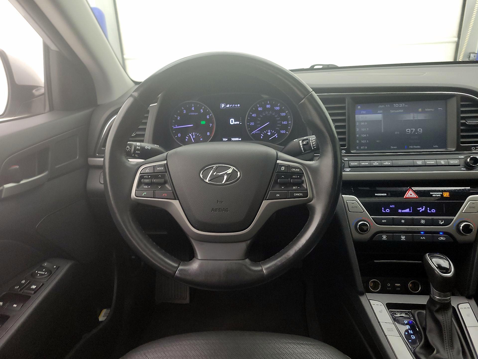 Thumbnail: 2017 Hyundai Elantra - 10