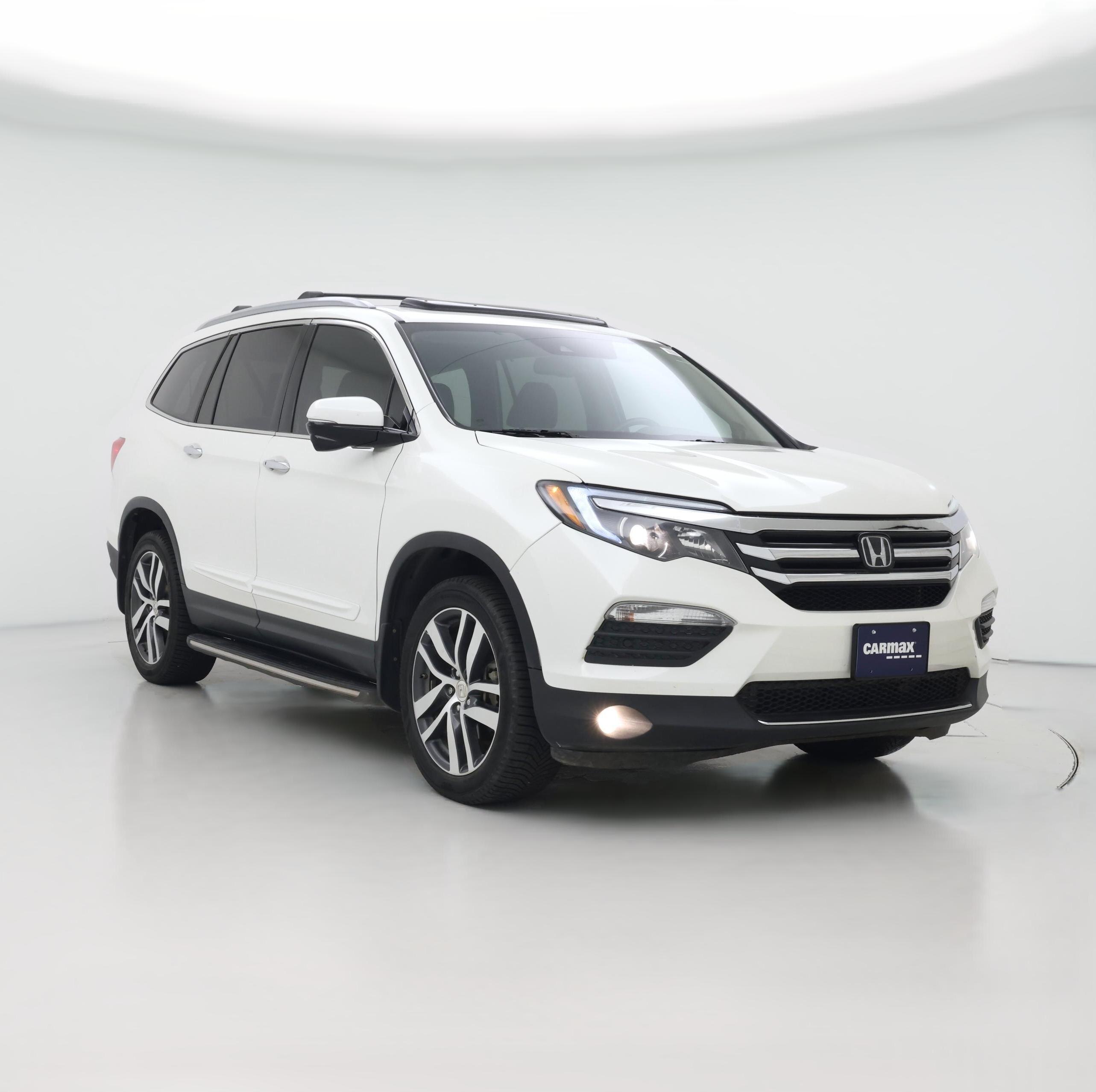 Thumbnail: 2017 Honda Pilot - 1