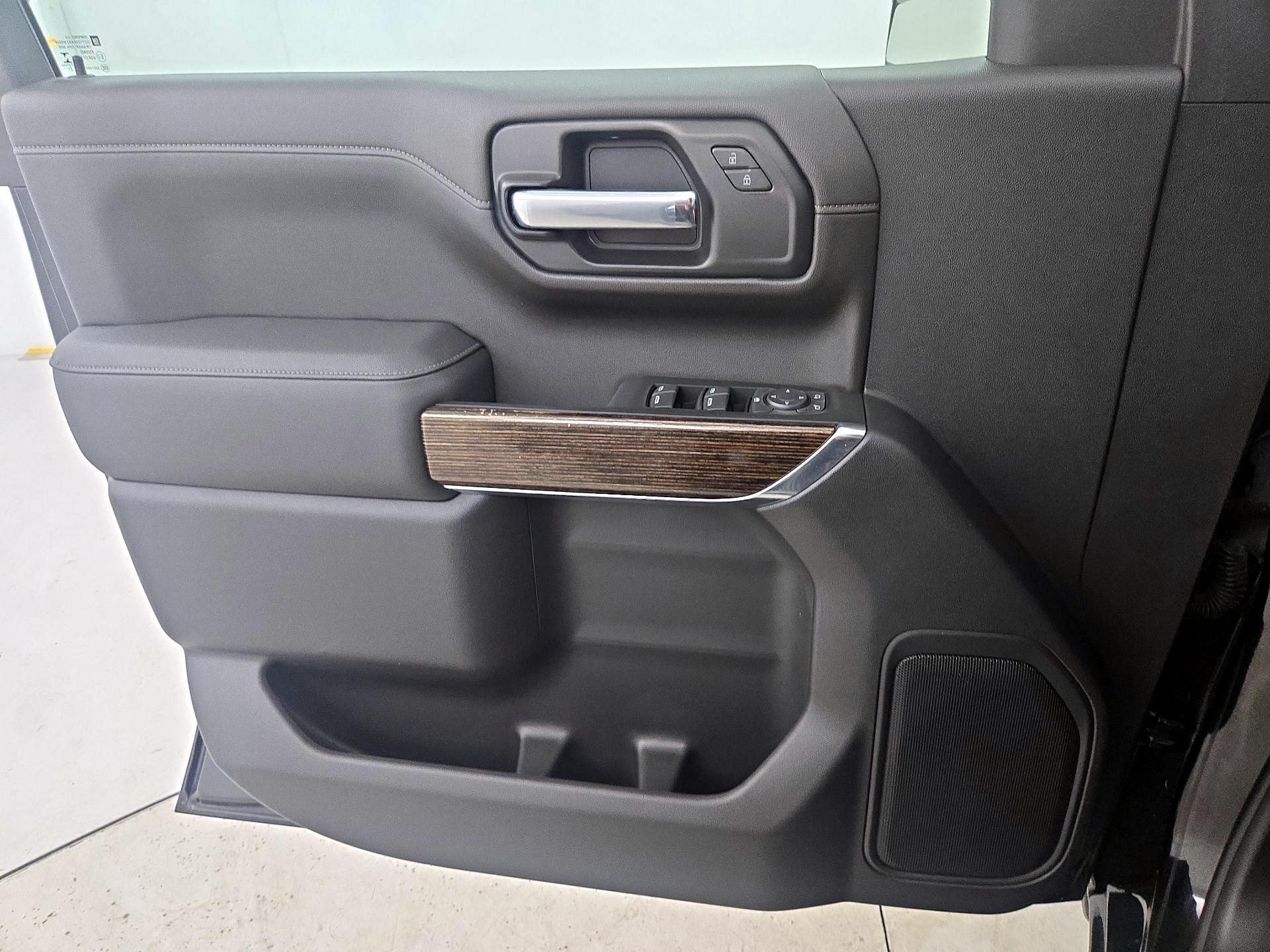Thumbnail: 2022 GMC Sierra 1500 - 12