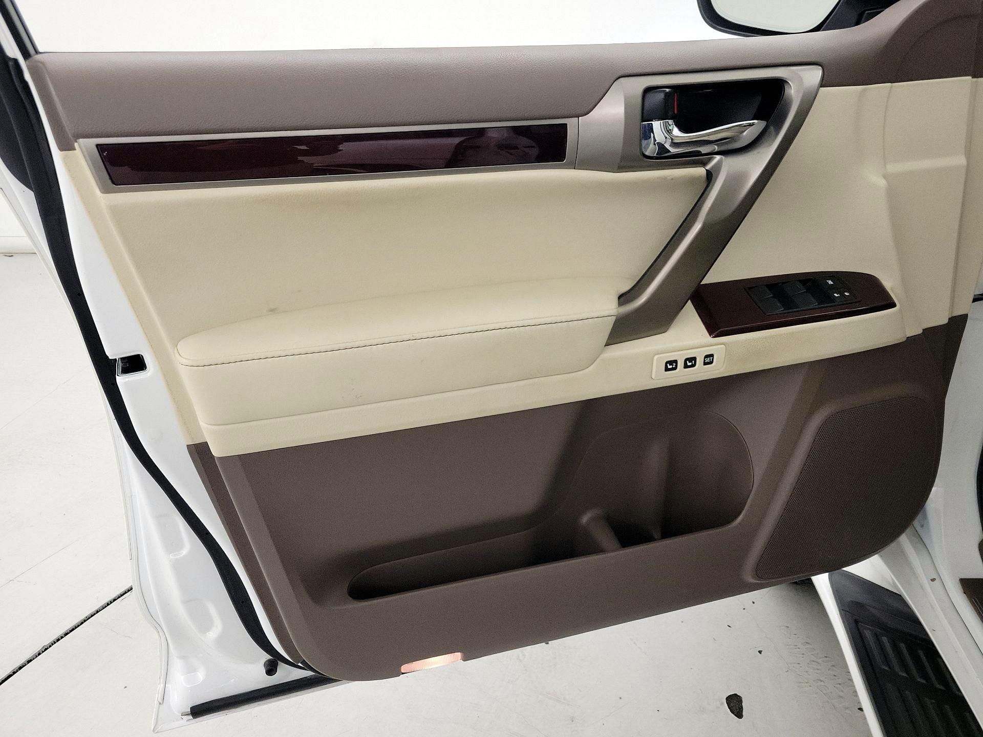 Thumbnail: 2018 Lexus GX - 12