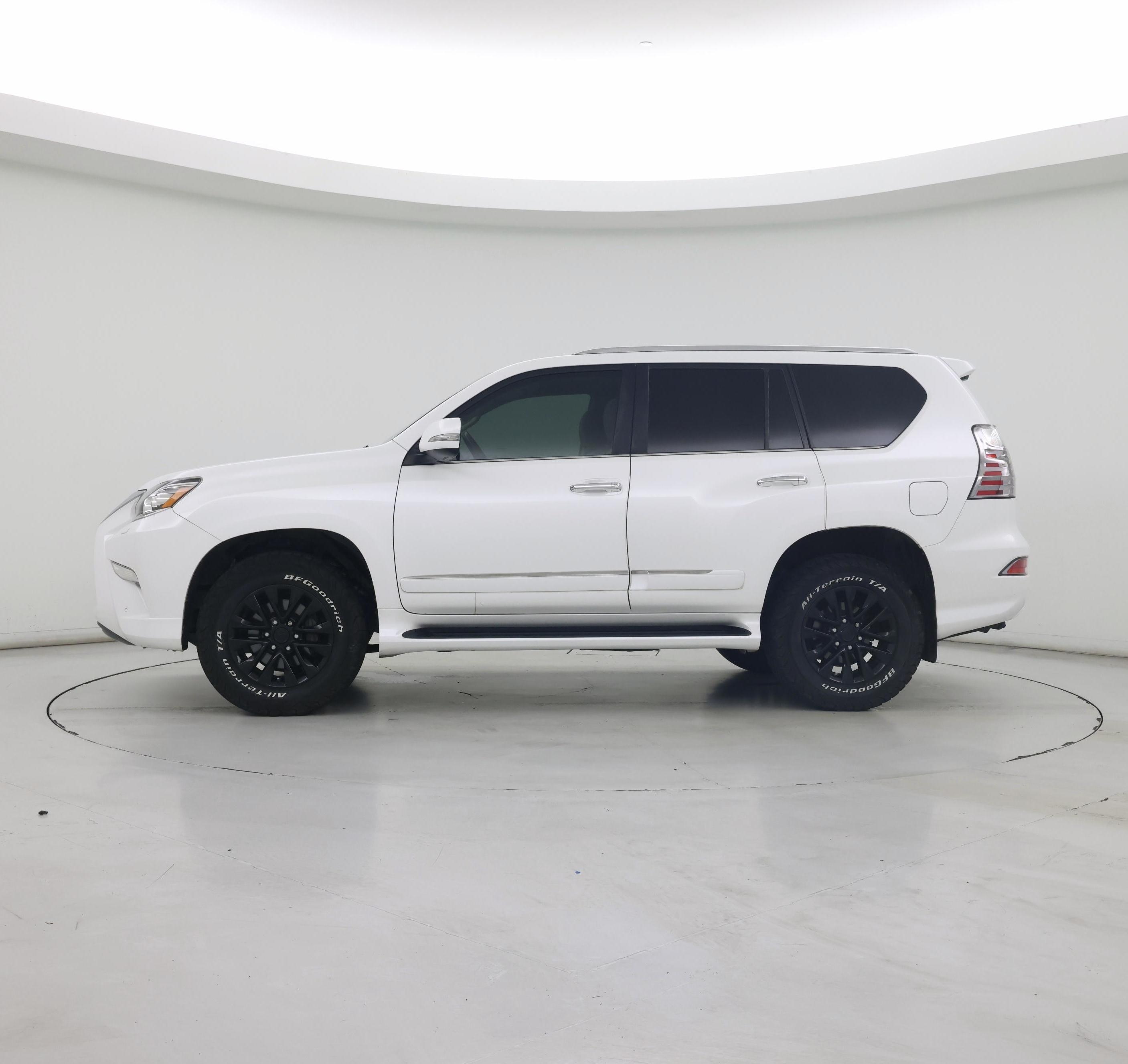 Thumbnail: 2018 Lexus GX - 3