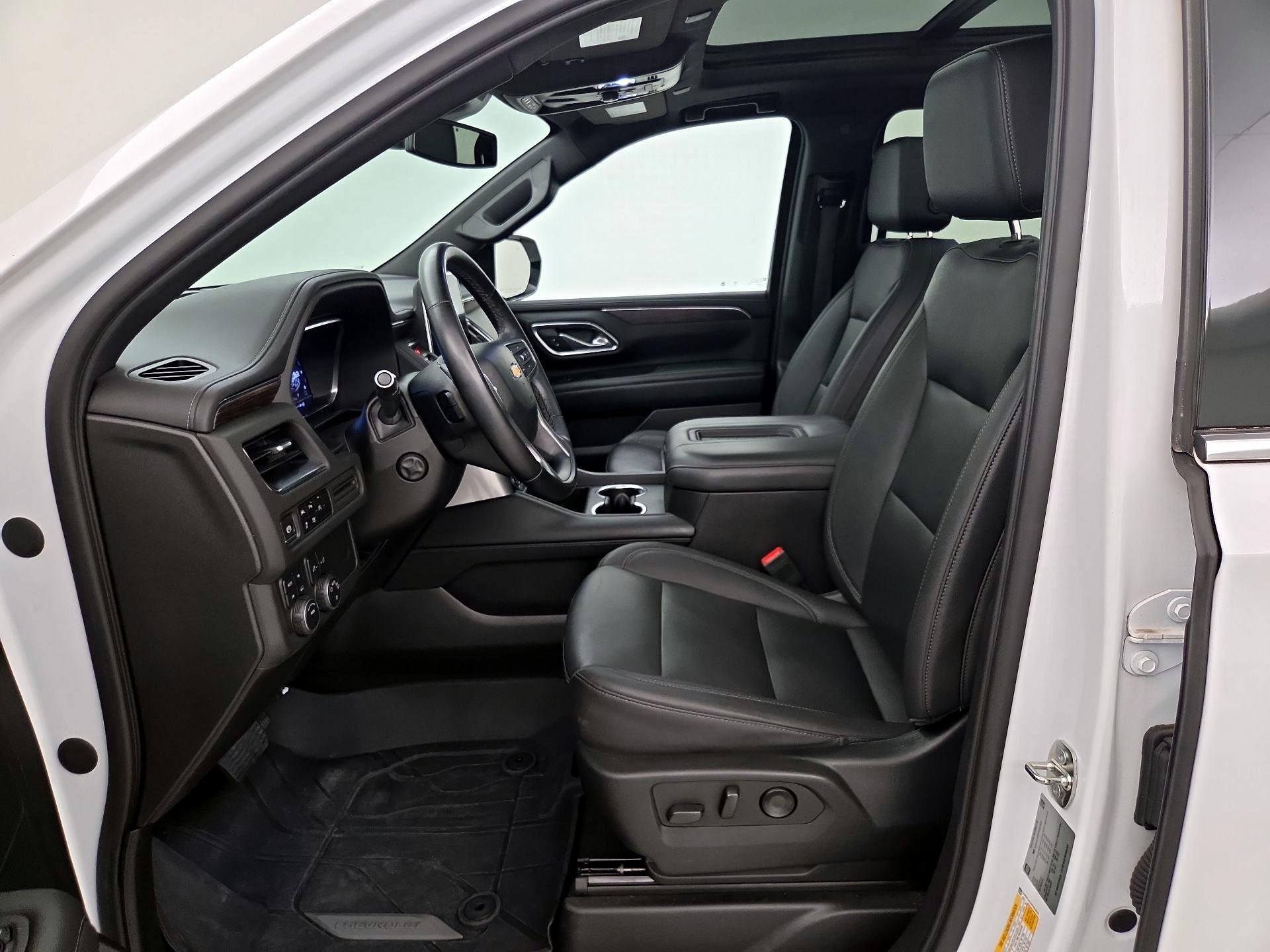 Thumbnail: 2023 Chevrolet Suburban - 11
