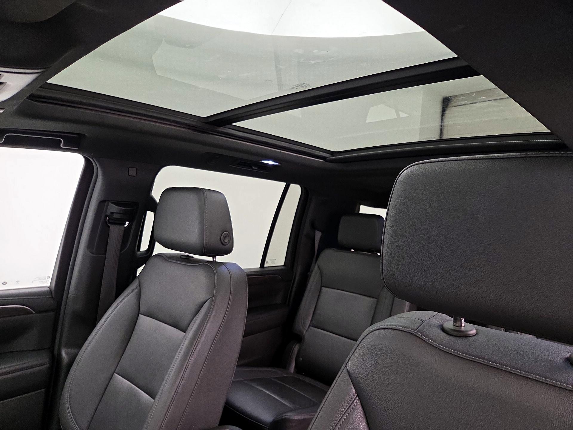 Thumbnail: 2023 Chevrolet Suburban - 19