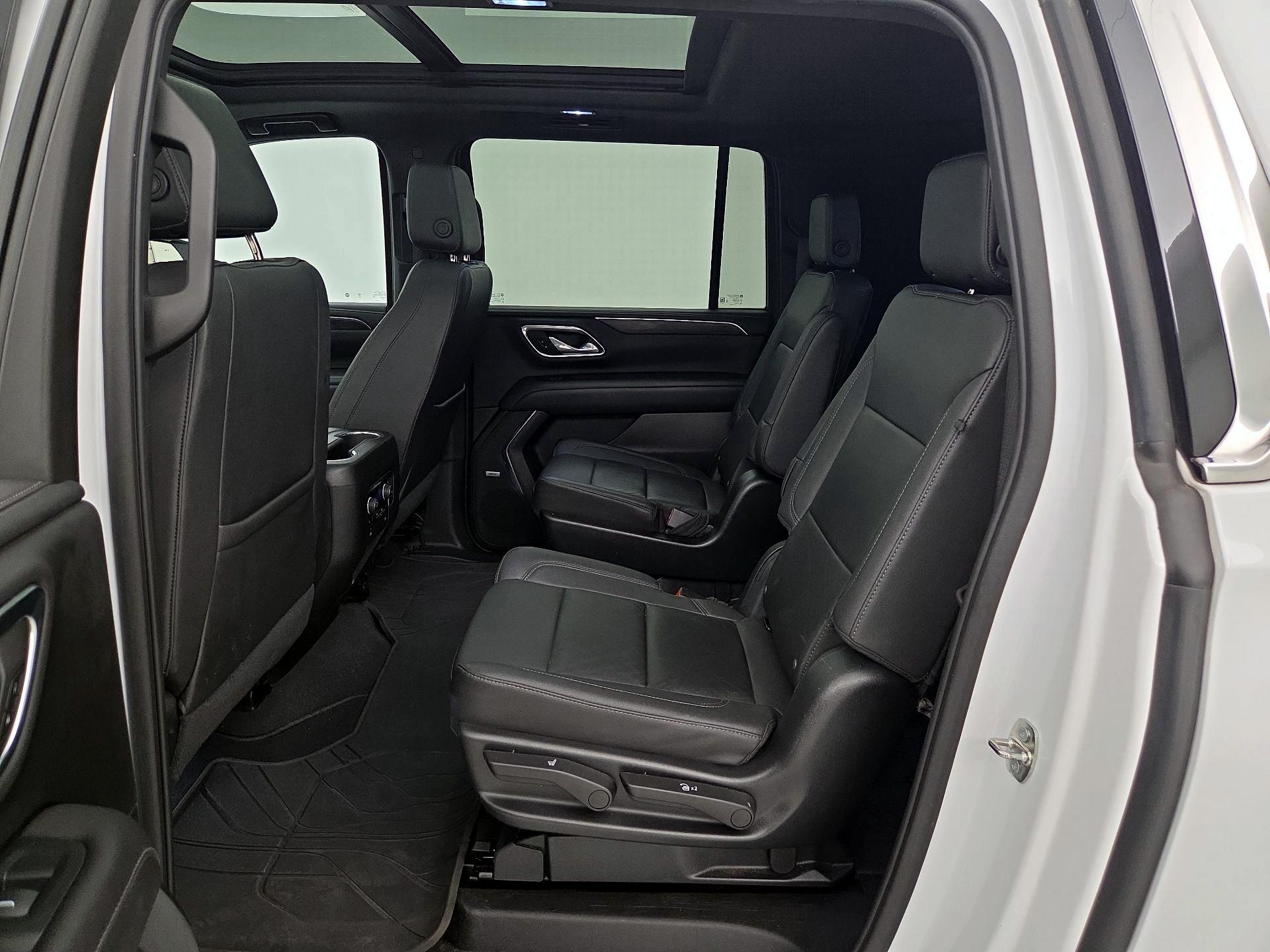 Thumbnail: 2023 Chevrolet Suburban - 20