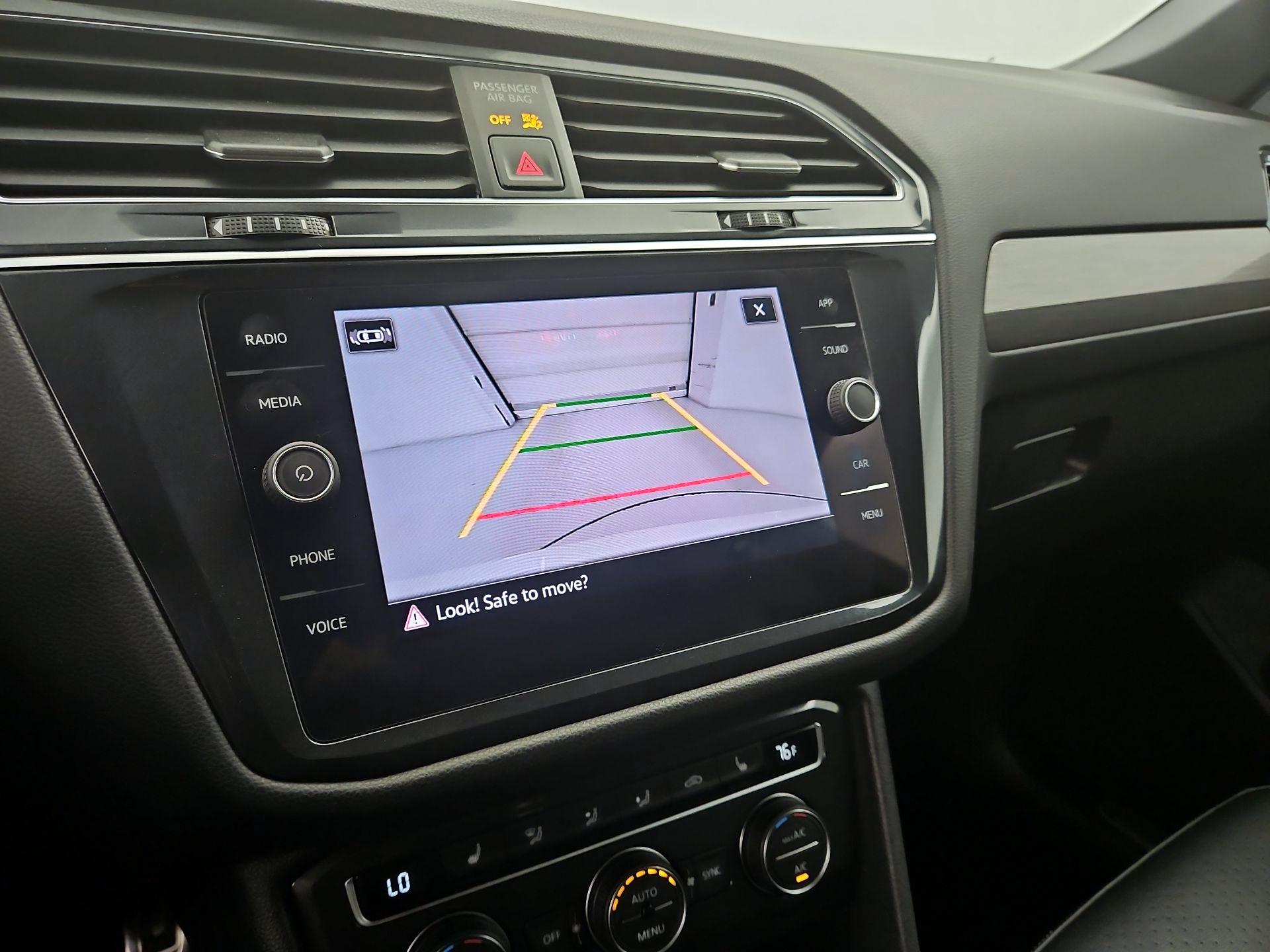 Thumbnail: 2021 Volkswagen Tiguan - 14