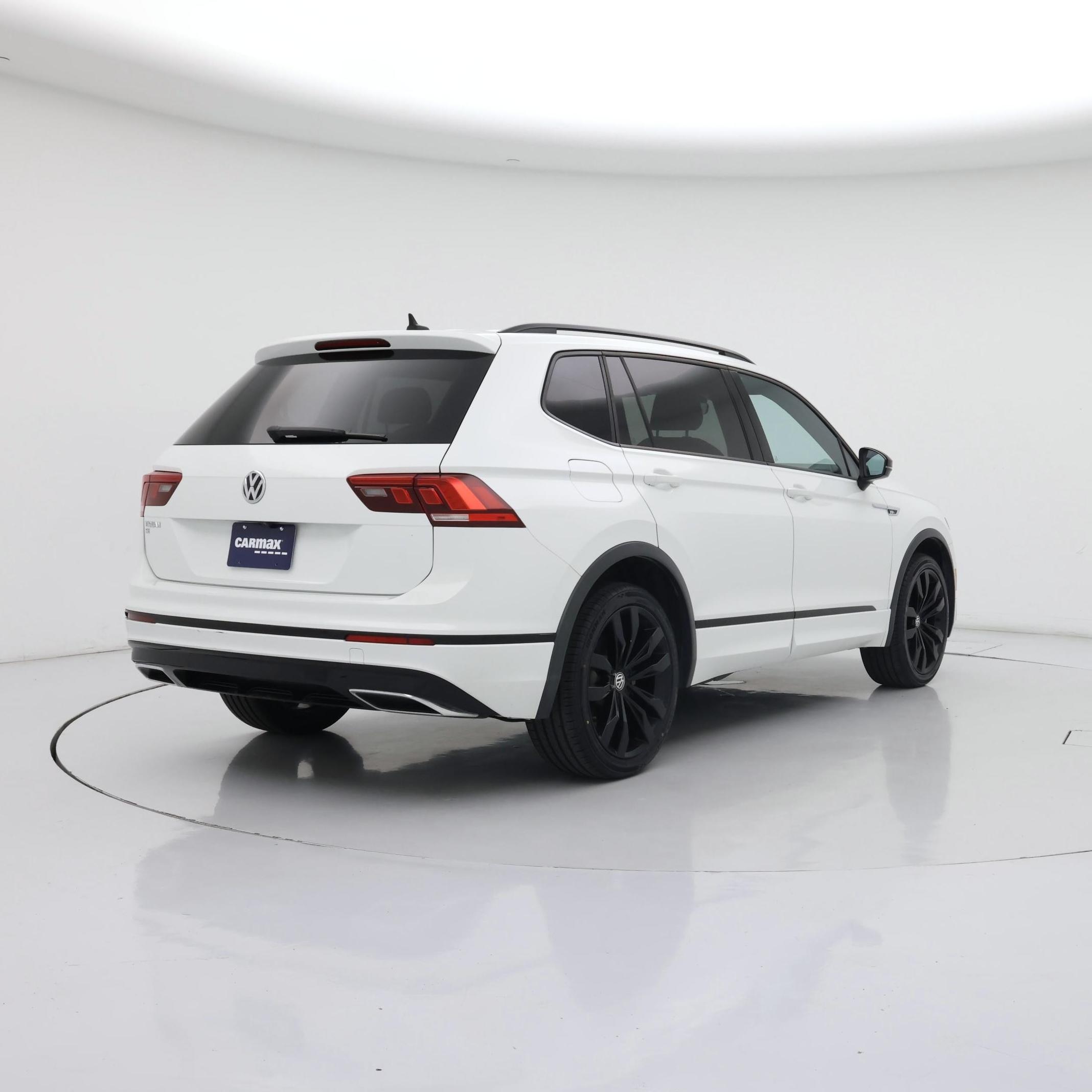 Thumbnail: 2021 Volkswagen Tiguan - 8
