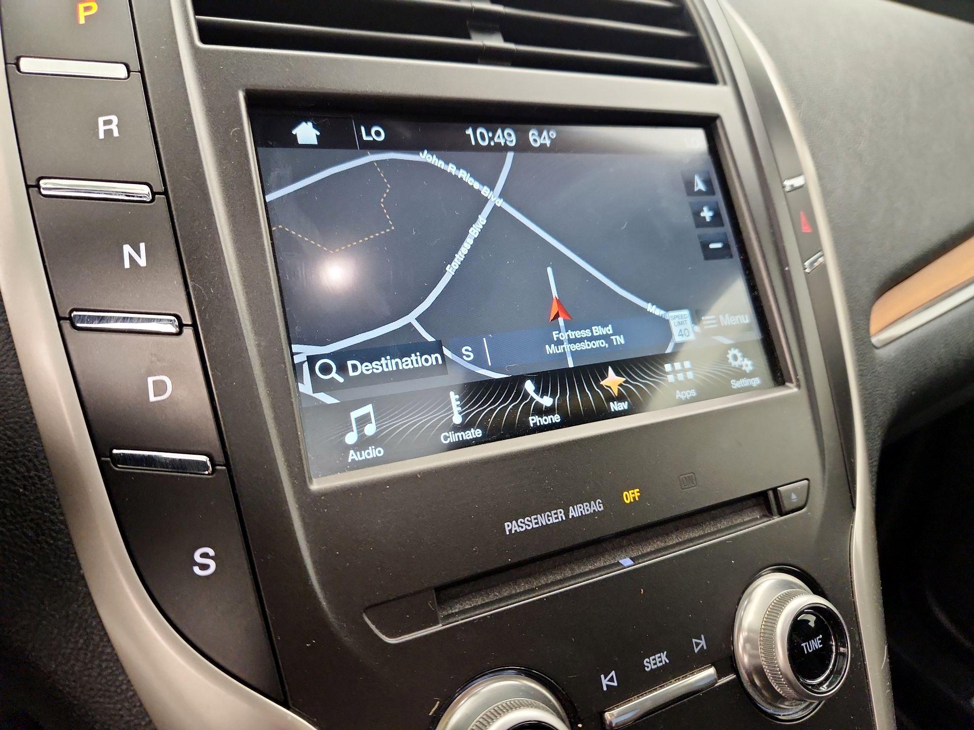 Thumbnail: 2016 Lincoln MKC - 14