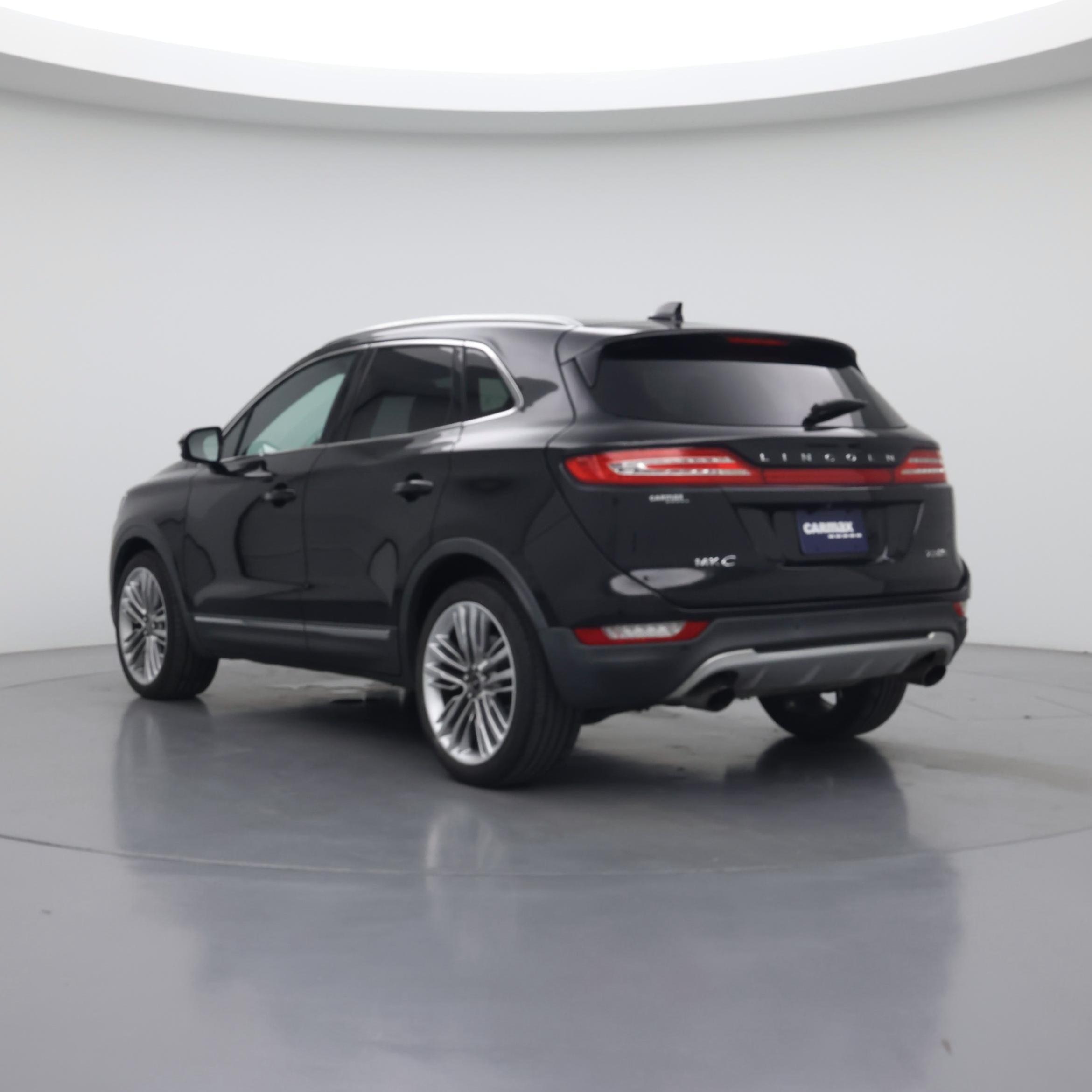 Thumbnail: 2016 Lincoln MKC - 2