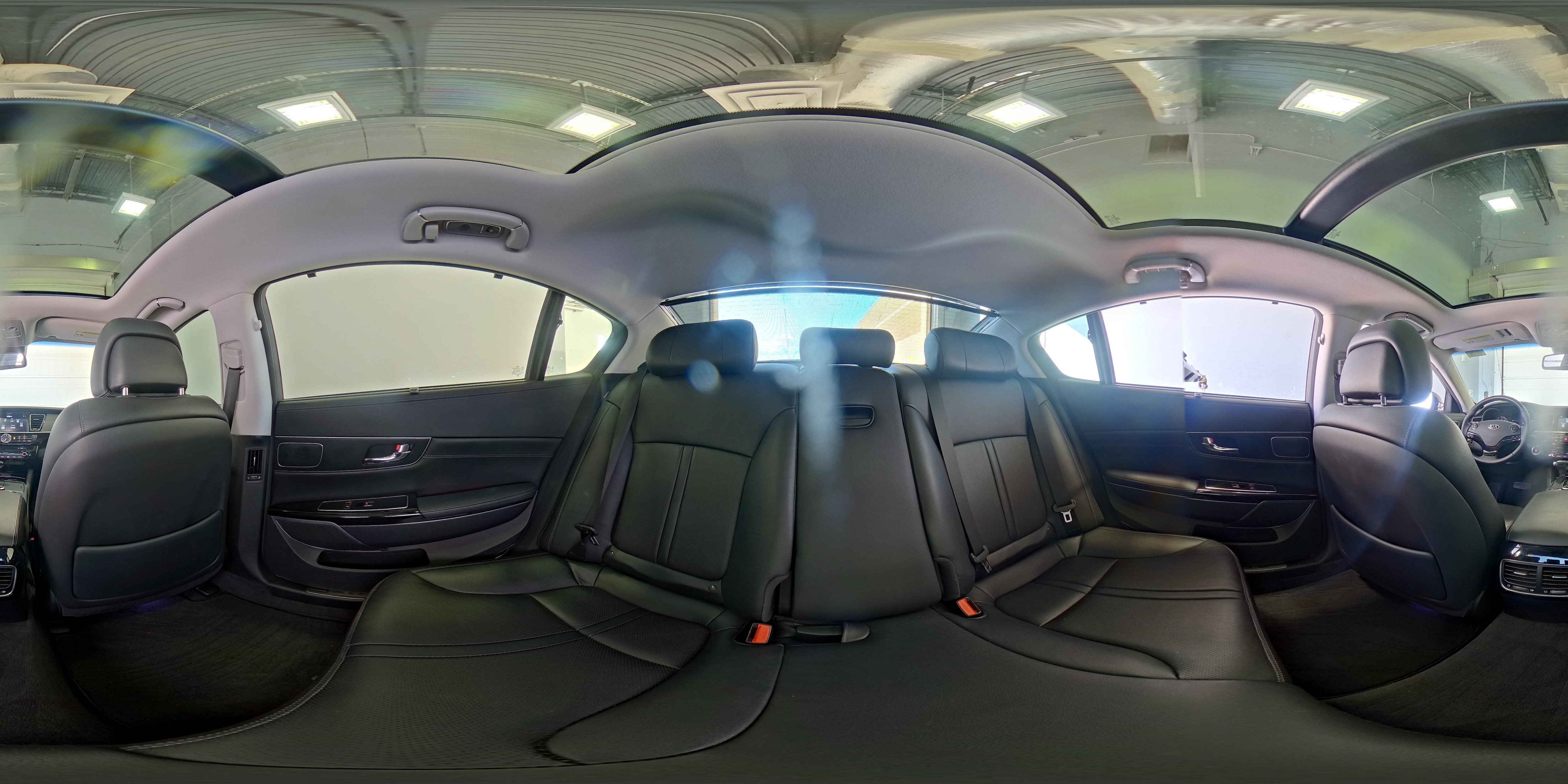2017 Kia K900 Premium - Photo 28
