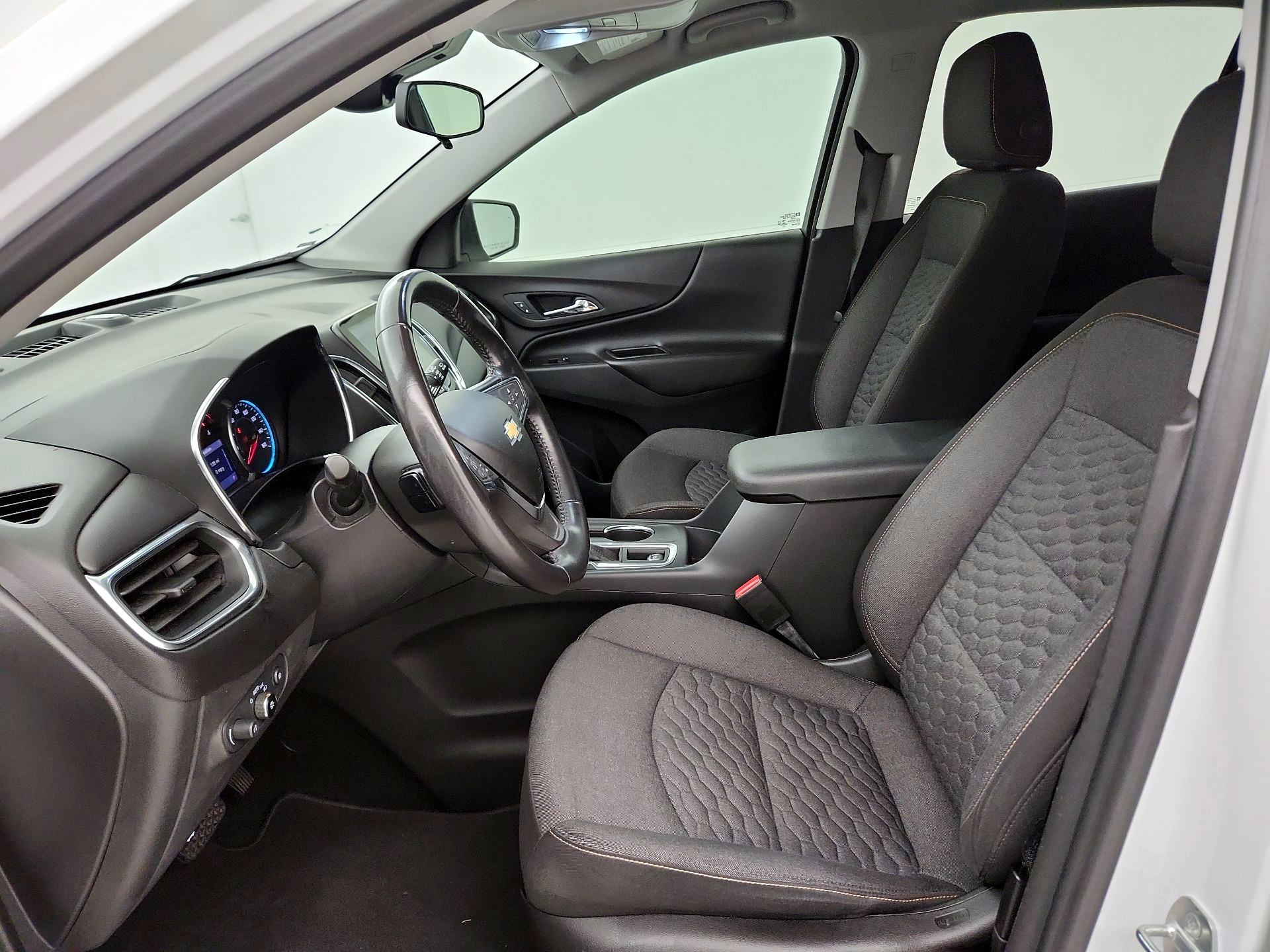 Thumbnail: 2021 Chevrolet Equinox - 9