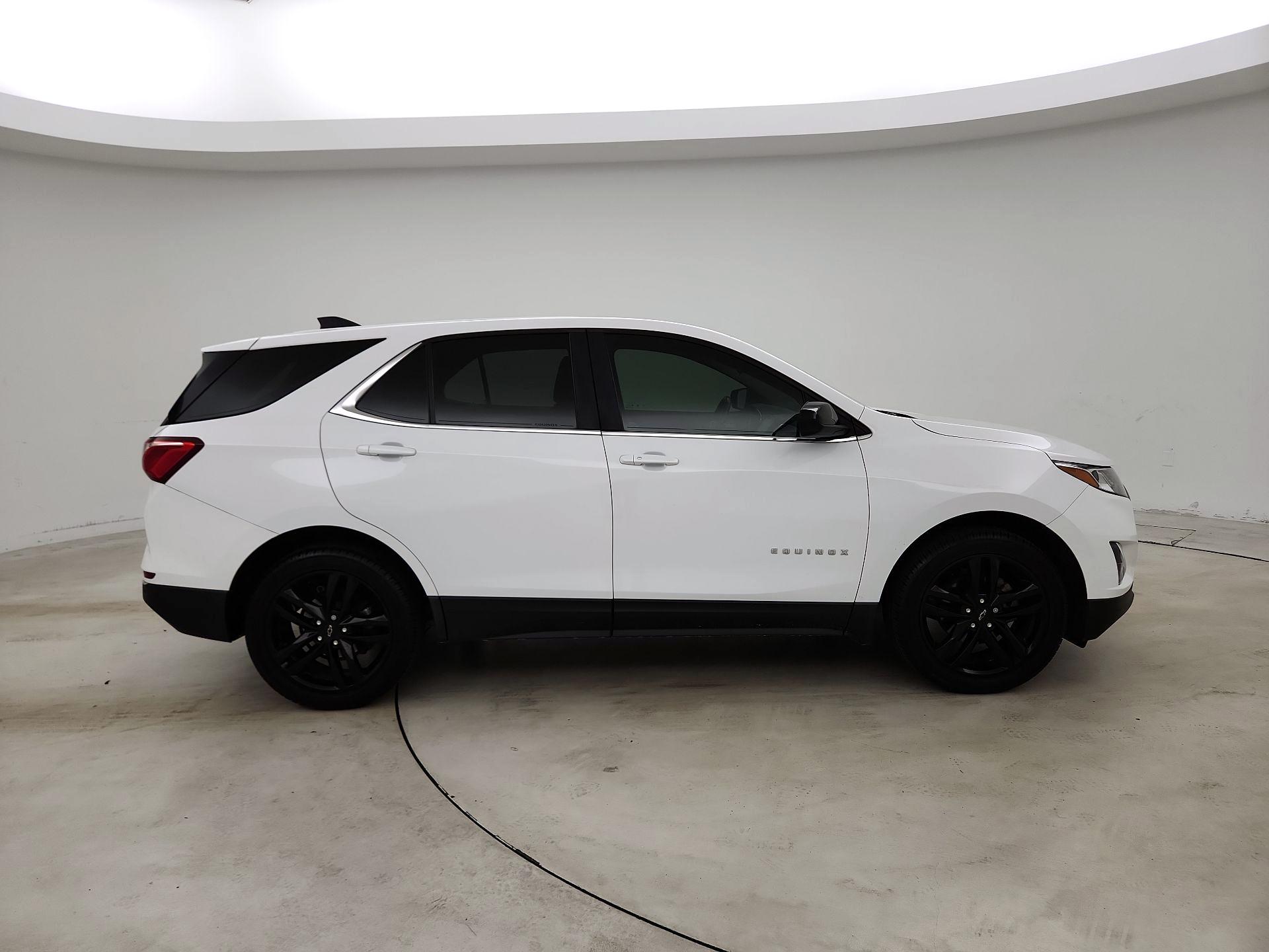 Thumbnail: 2021 Chevrolet Equinox - 4
