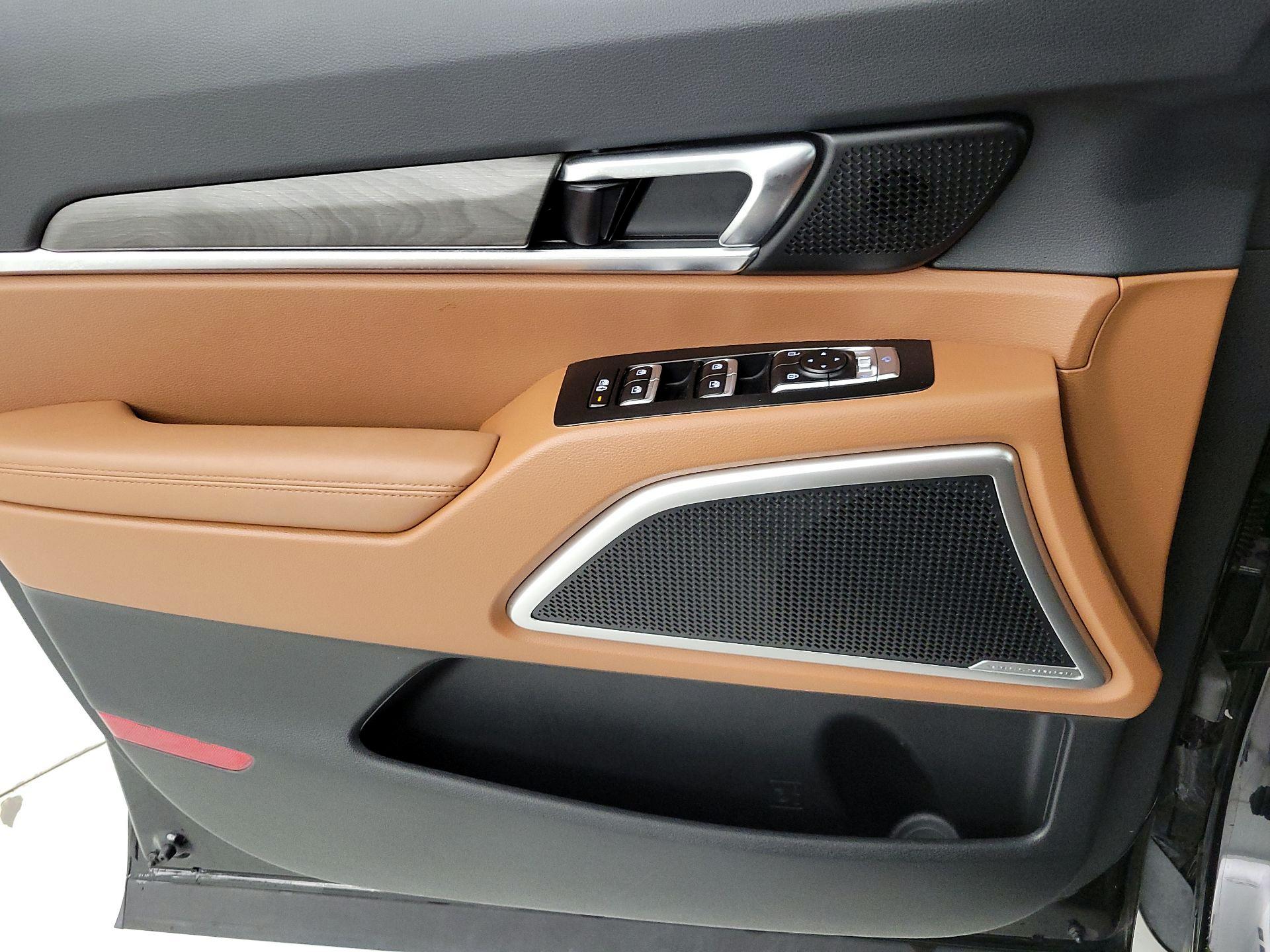 Thumbnail: 2023 Kia Telluride - 12
