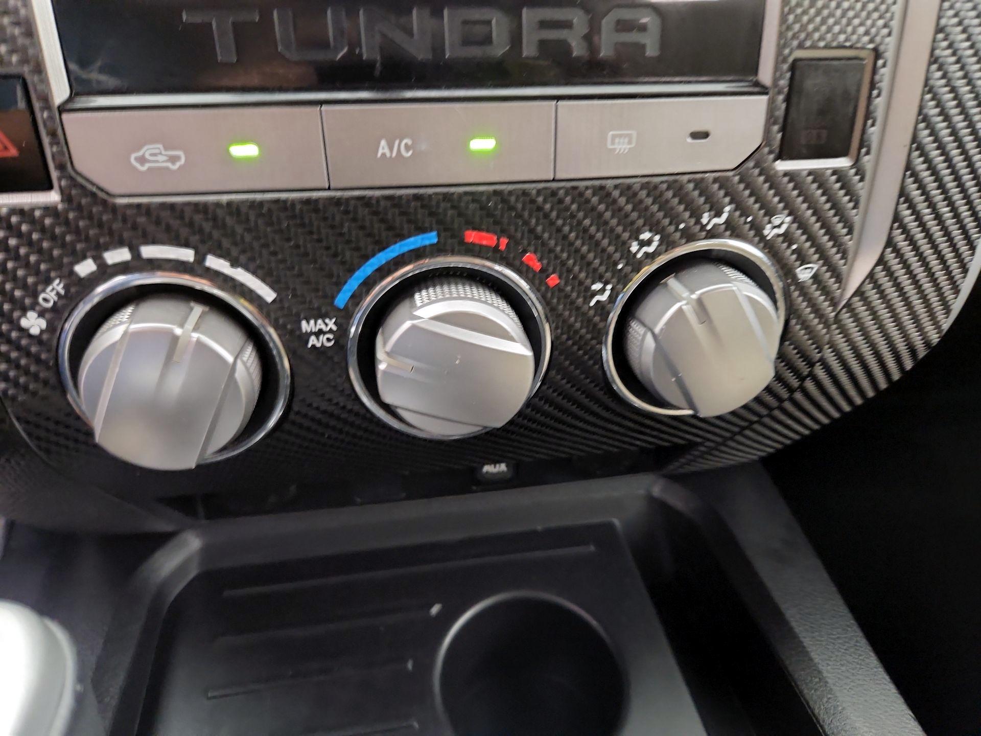 Thumbnail: 2014 Toyota Tundra - 16