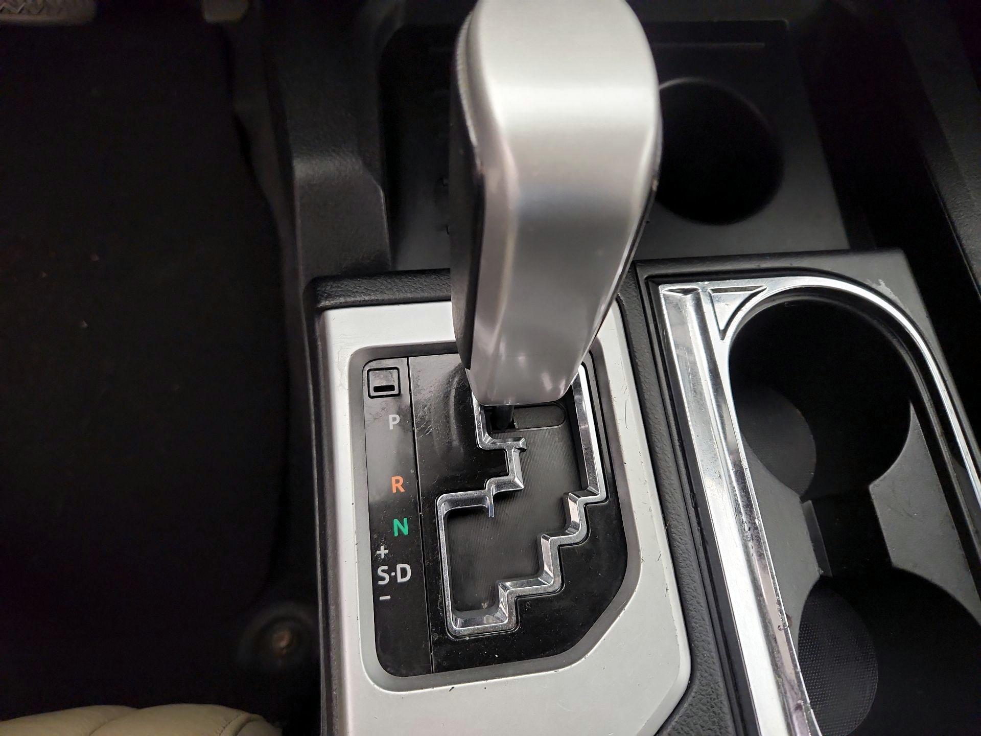 Thumbnail: 2014 Toyota Tundra - 17