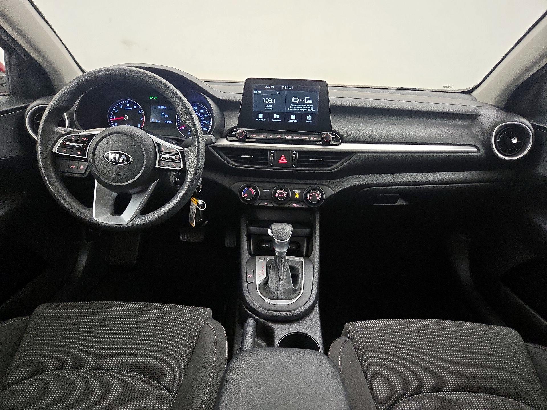 Thumbnail: 2020 Kia Forte - 9