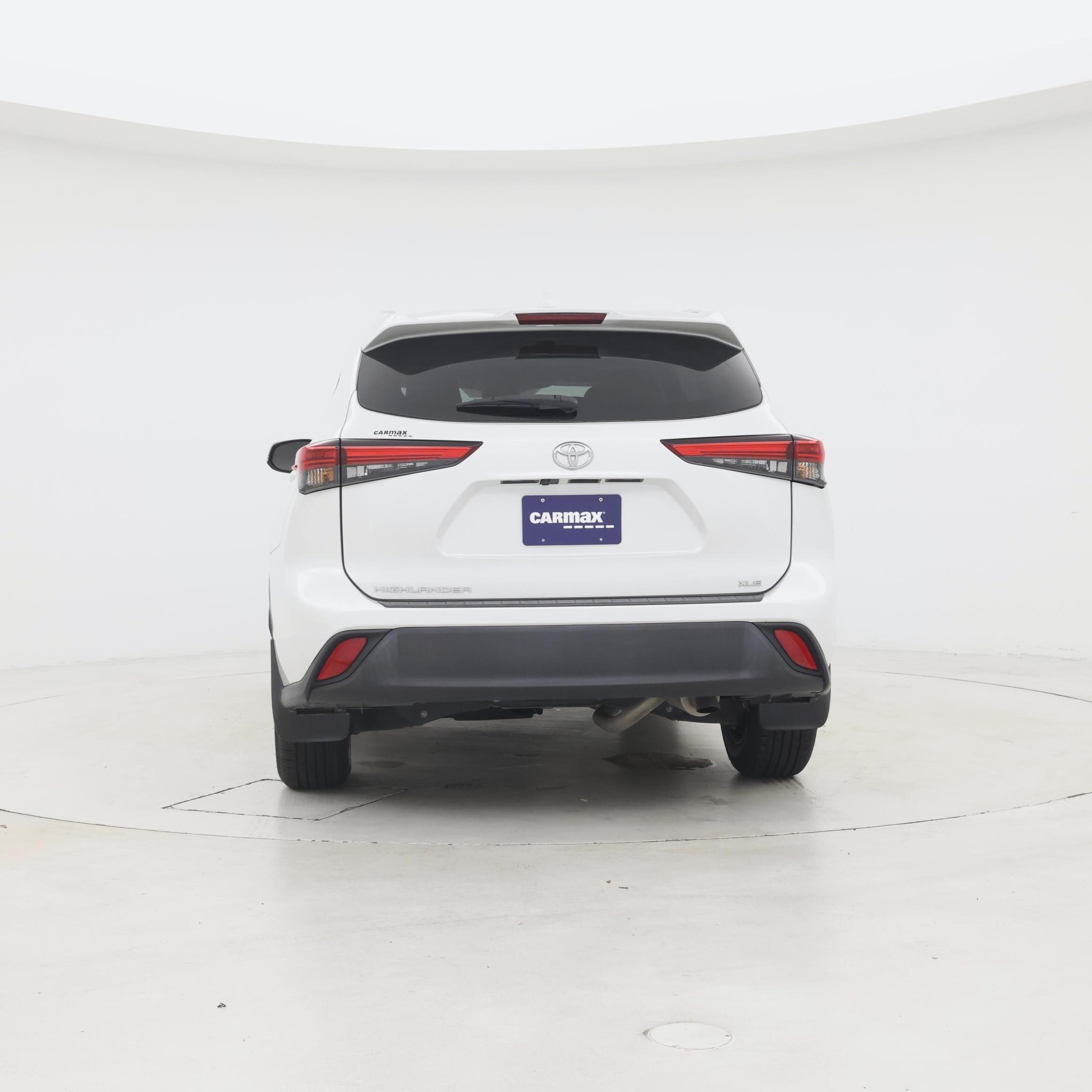 Thumbnail: 2023 Toyota Highlander - 6