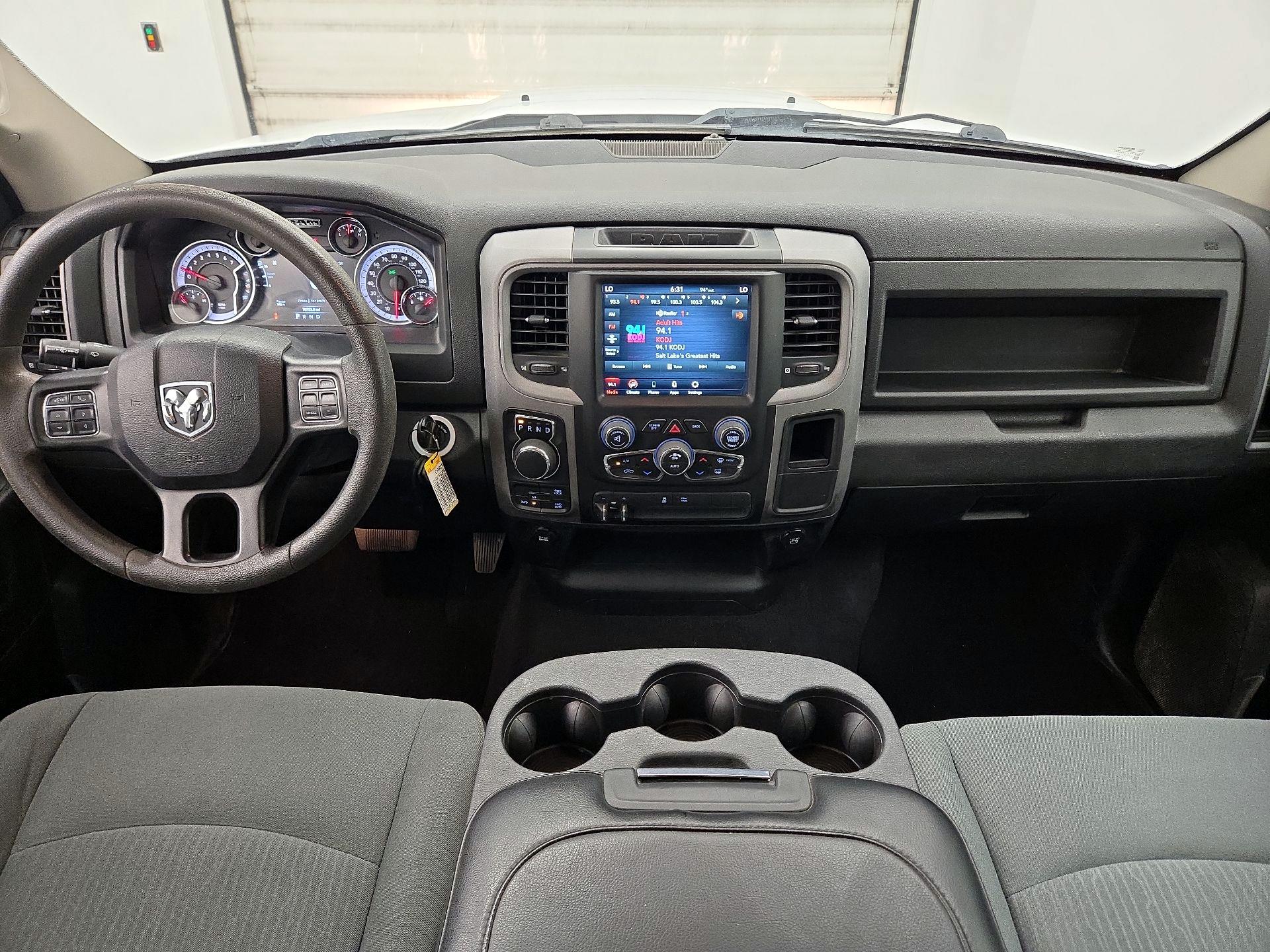 Thumbnail: 2021 RAM 1500 Classic - 9