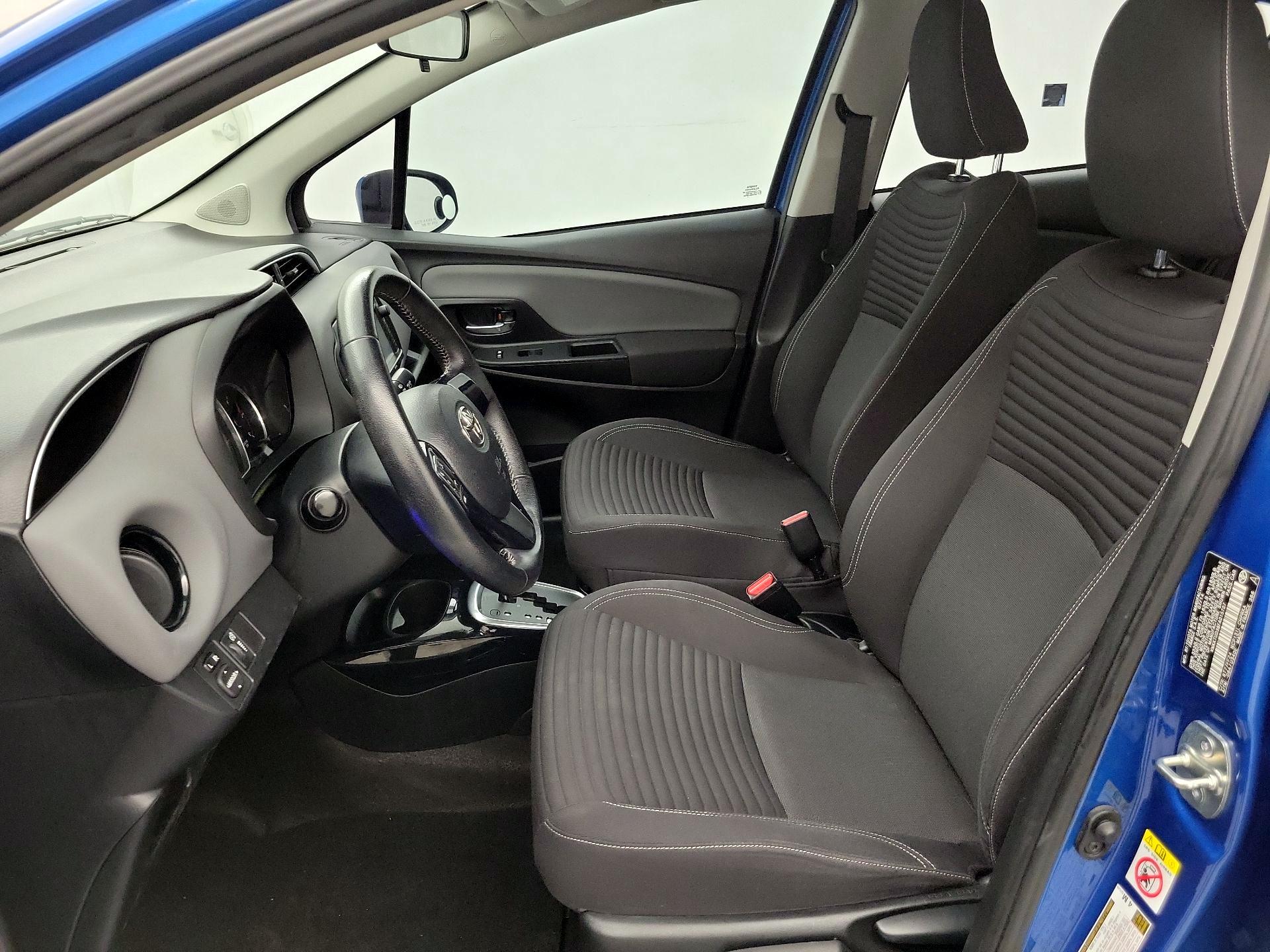 Thumbnail: 2015 Toyota Yaris - 11