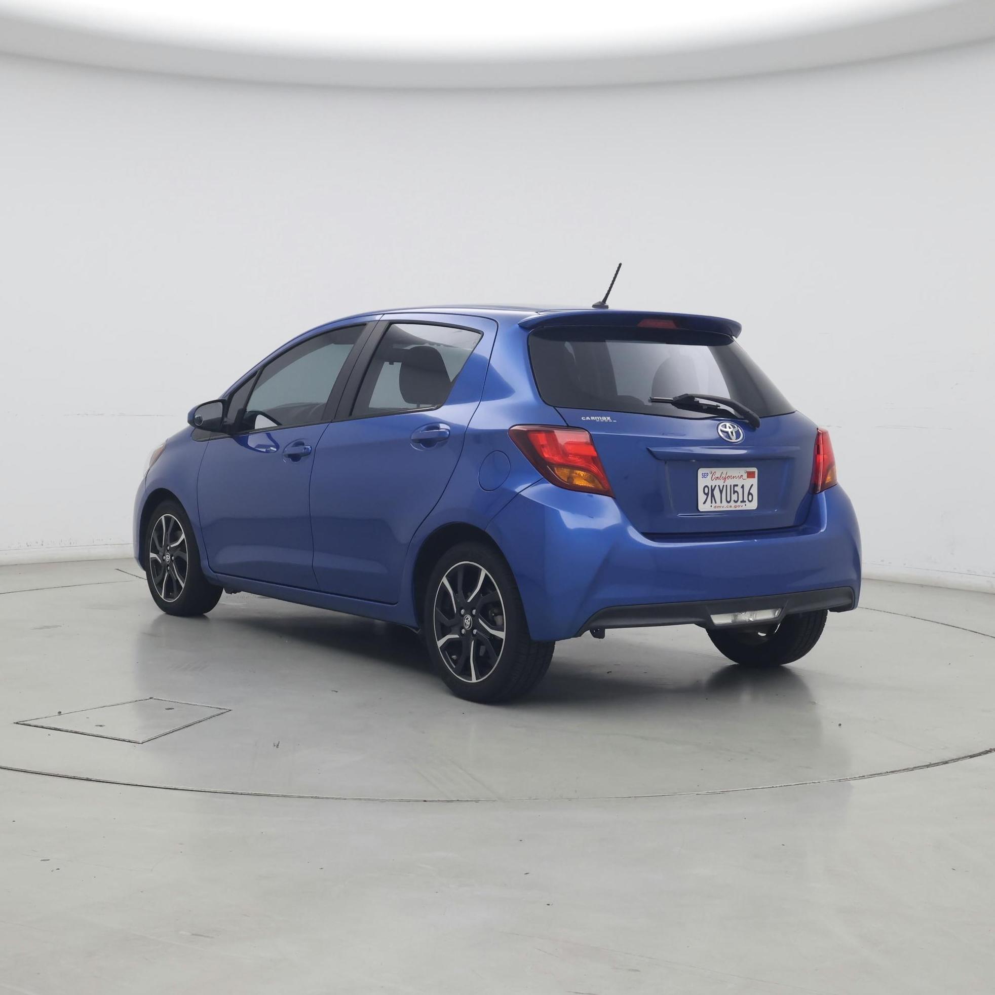 Thumbnail: 2015 Toyota Yaris - 2