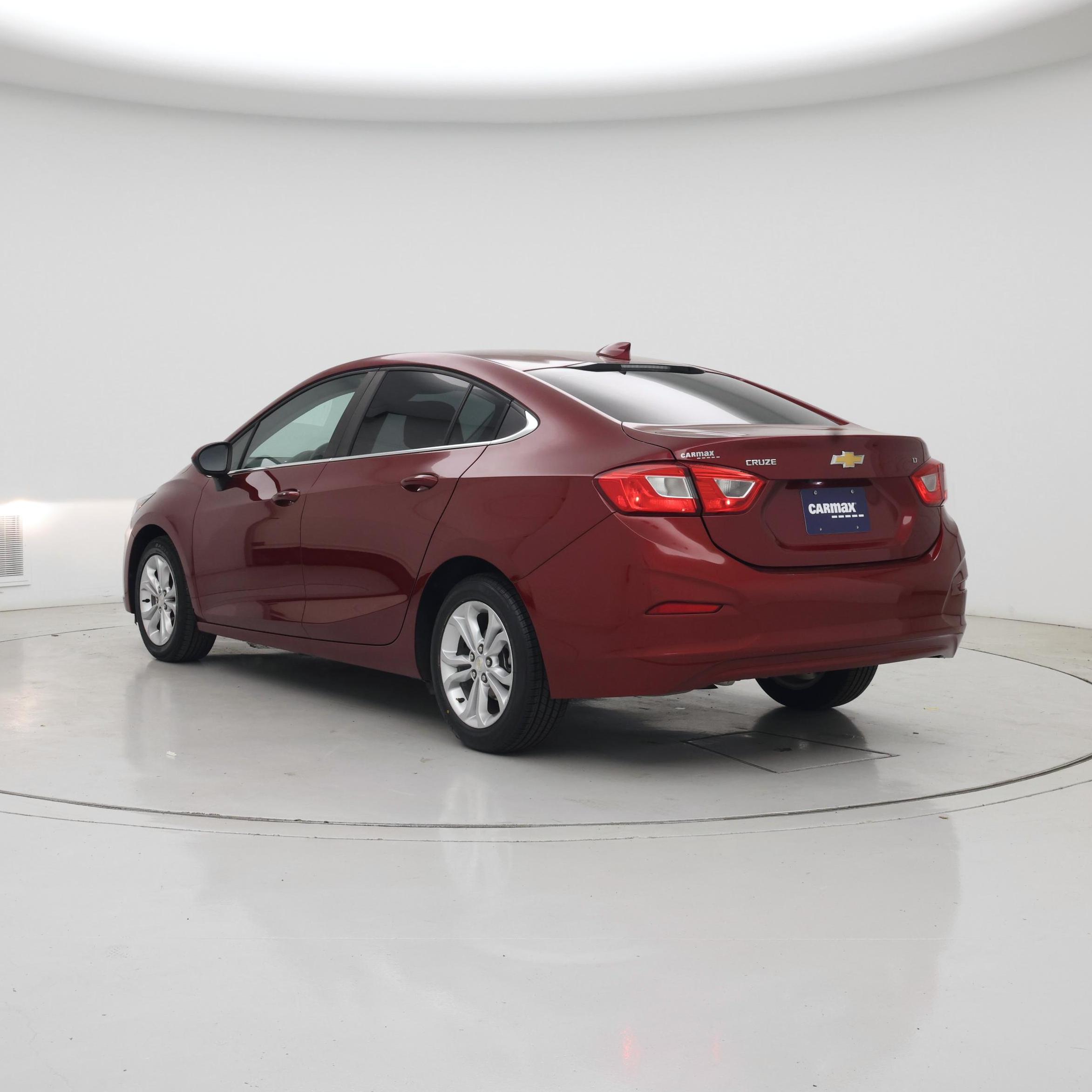 Thumbnail: 2019 Chevrolet Cruze - 2