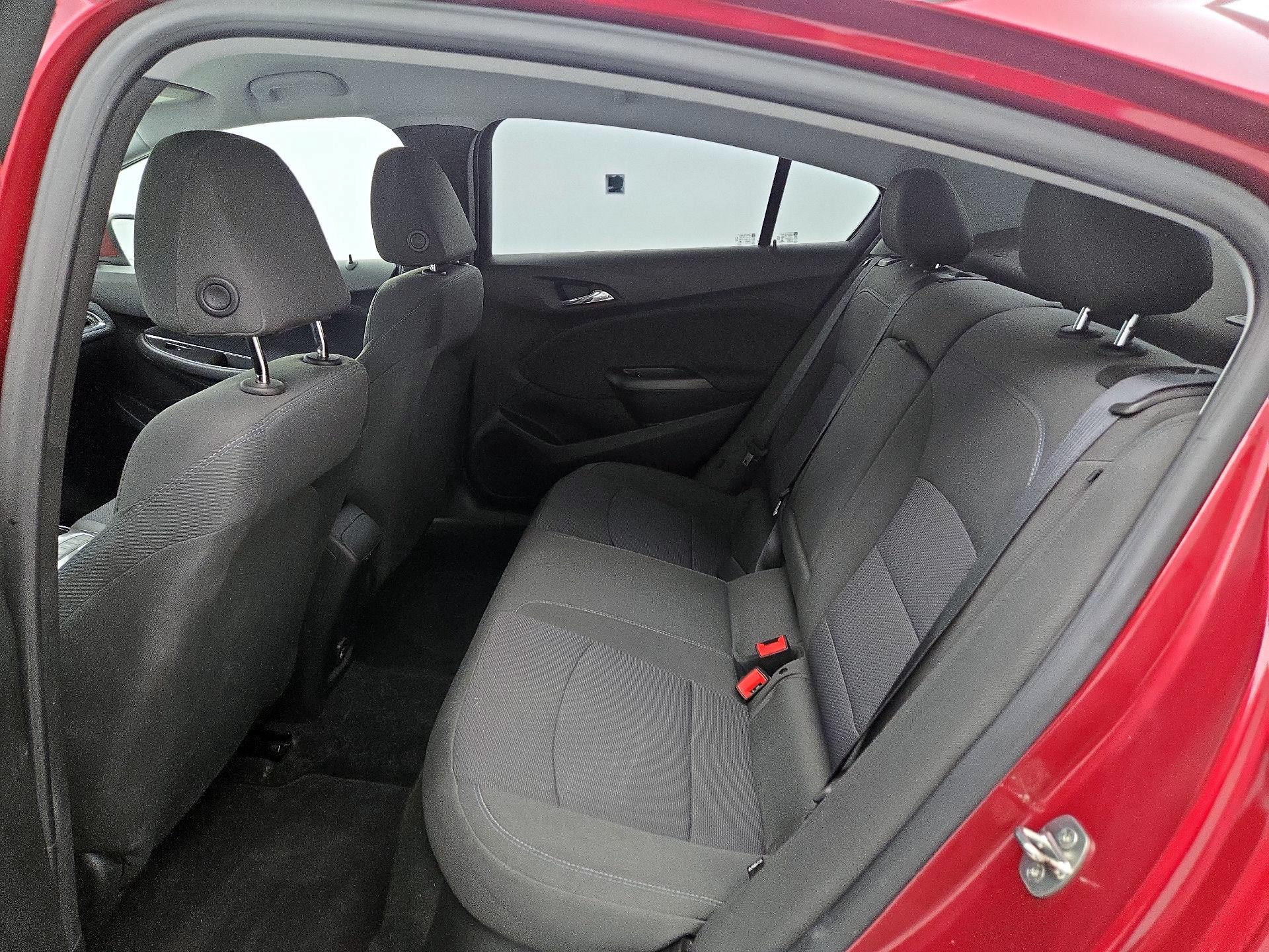Thumbnail: 2019 Chevrolet Cruze - 19
